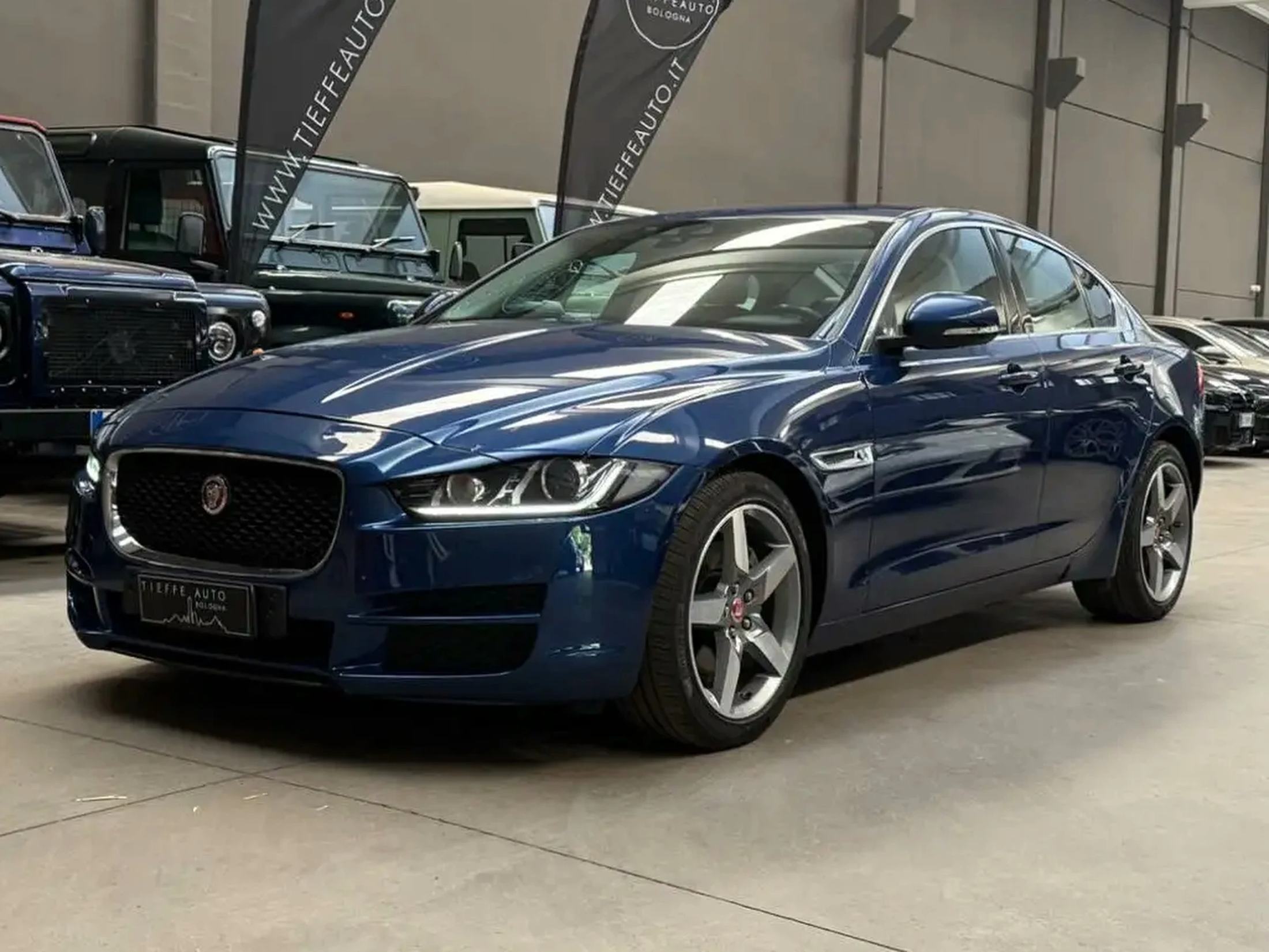 Jaguar XE