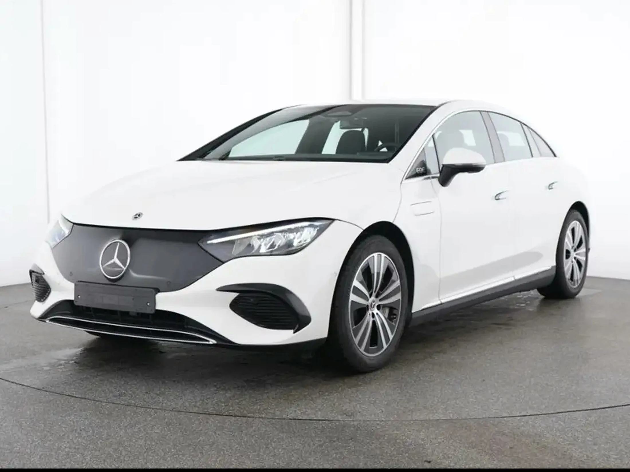 Mercedes-Benz EQE 300 EQE