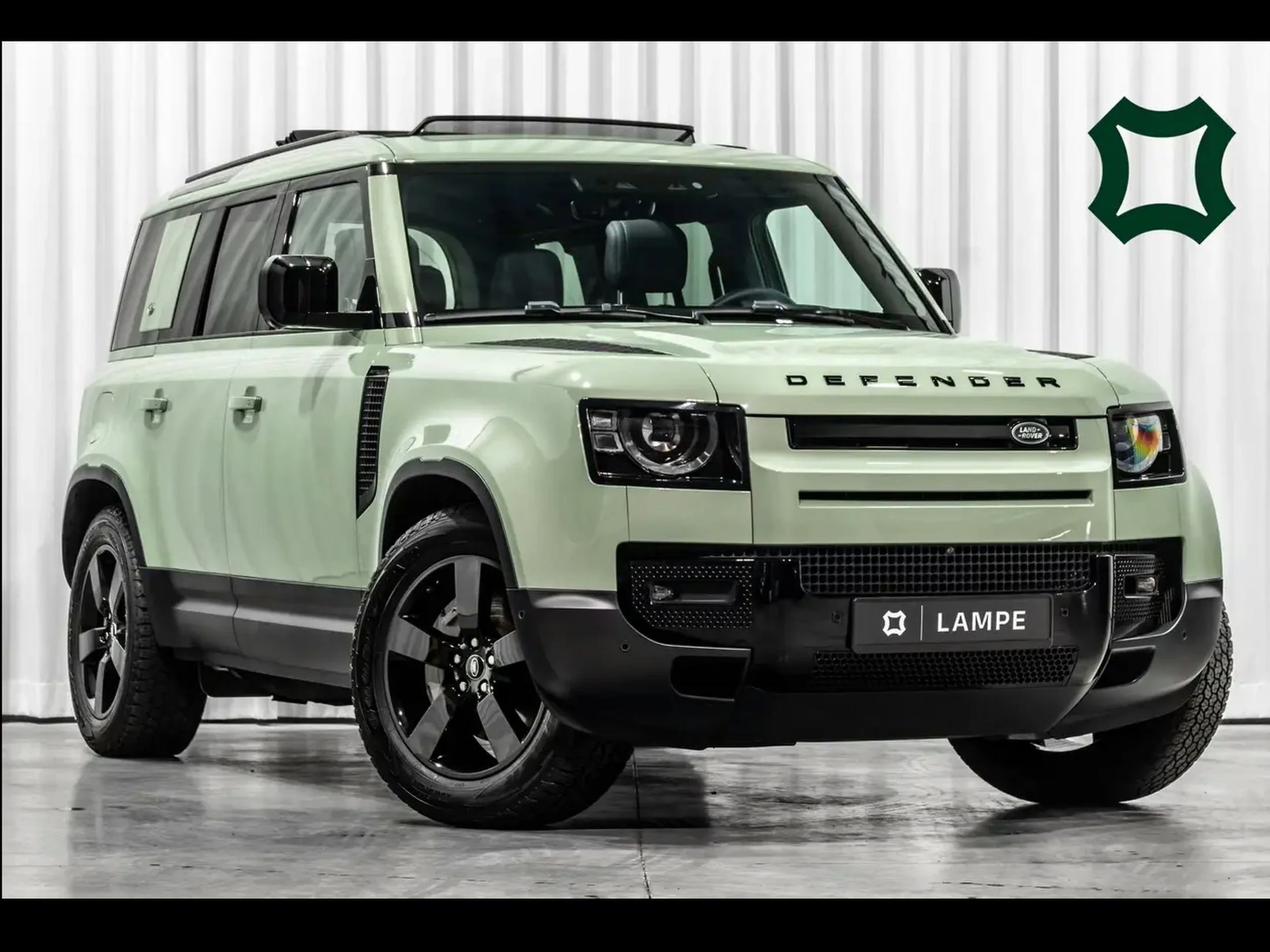 Land Rover Defender 110