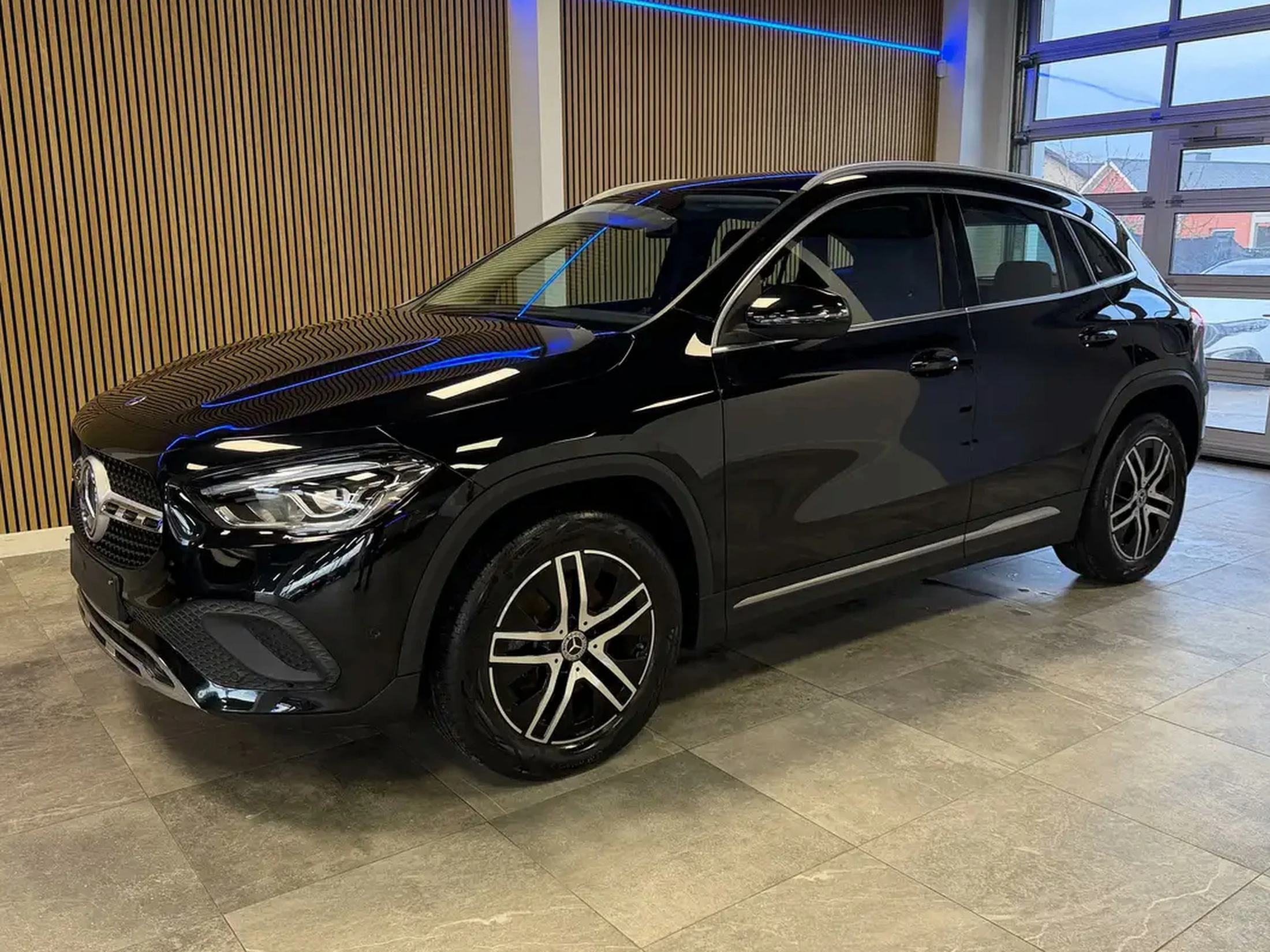 Mercedes-Benz GLA 200
