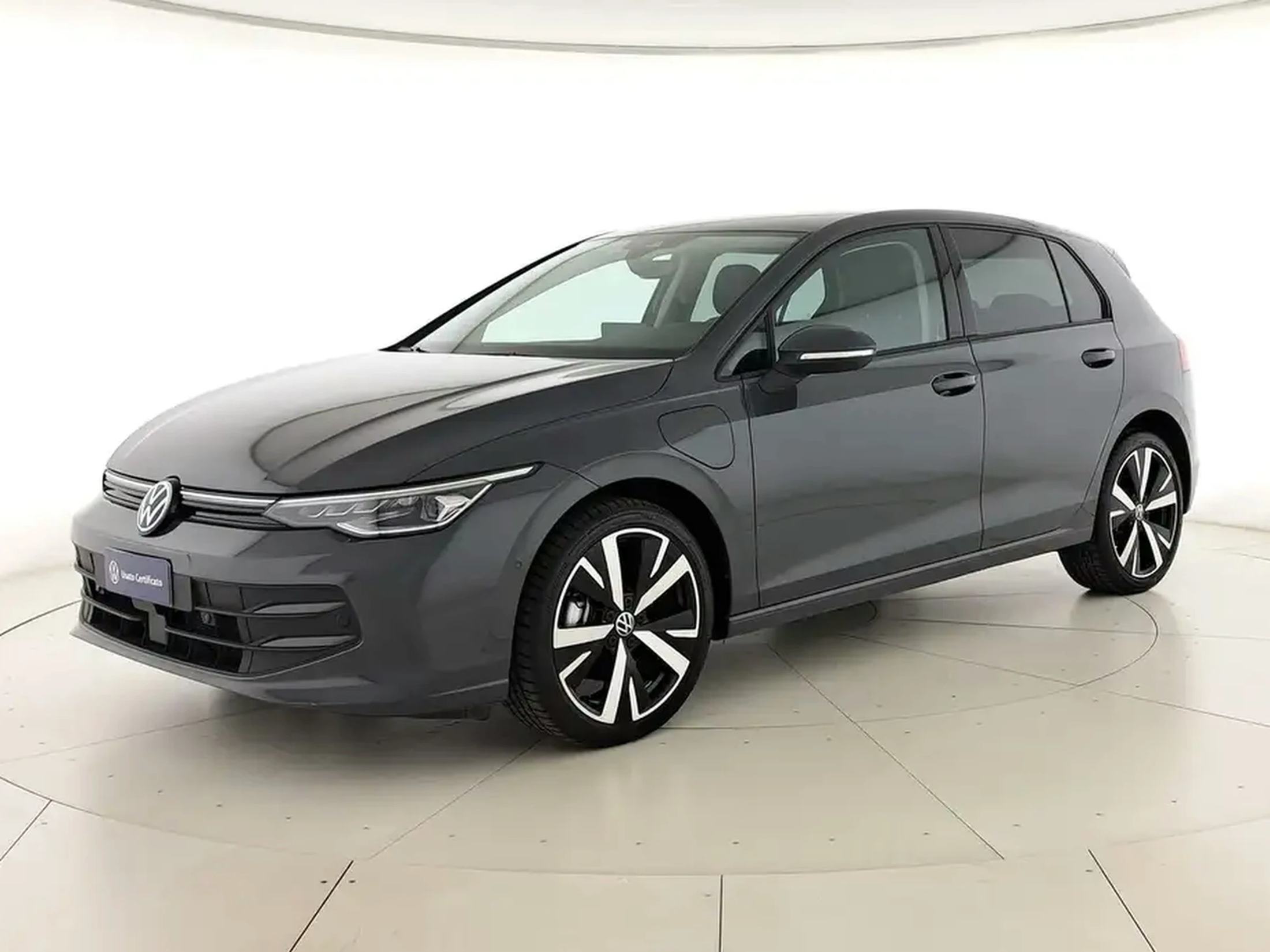 Volkswagen Golf Standardmodell