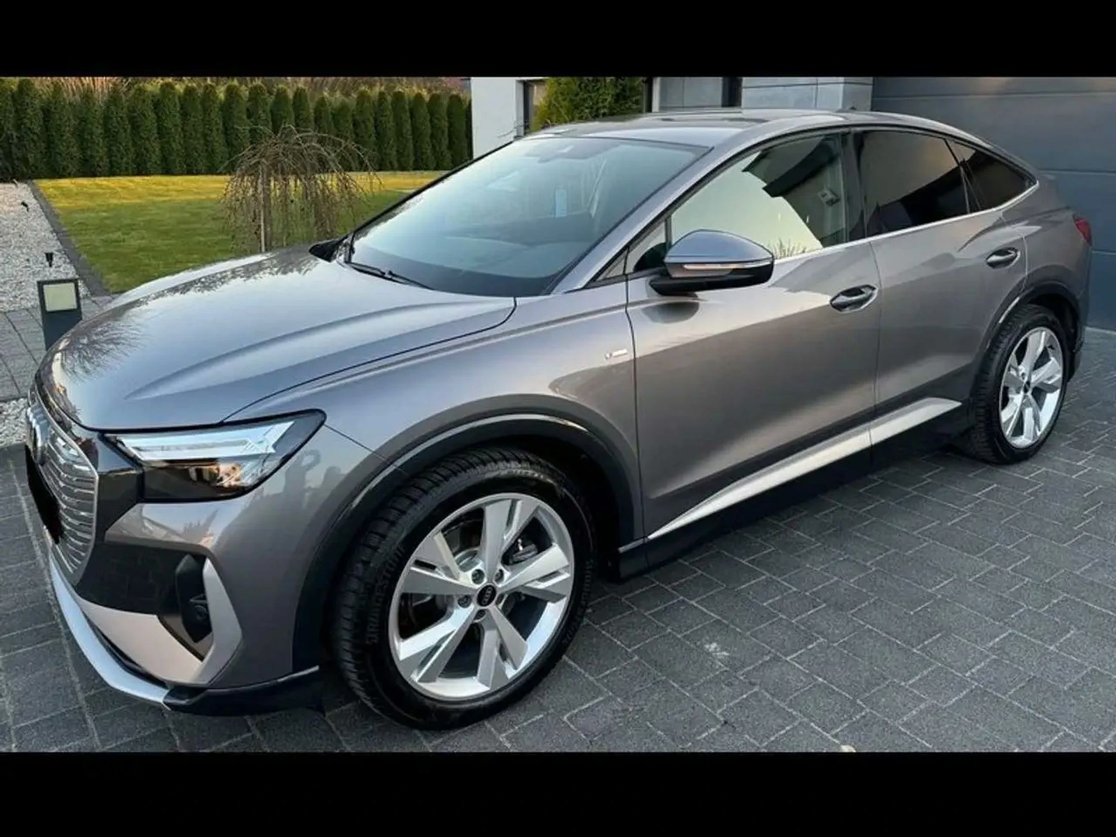 Audi Q4 e-tron Q4 e-tron Sportback