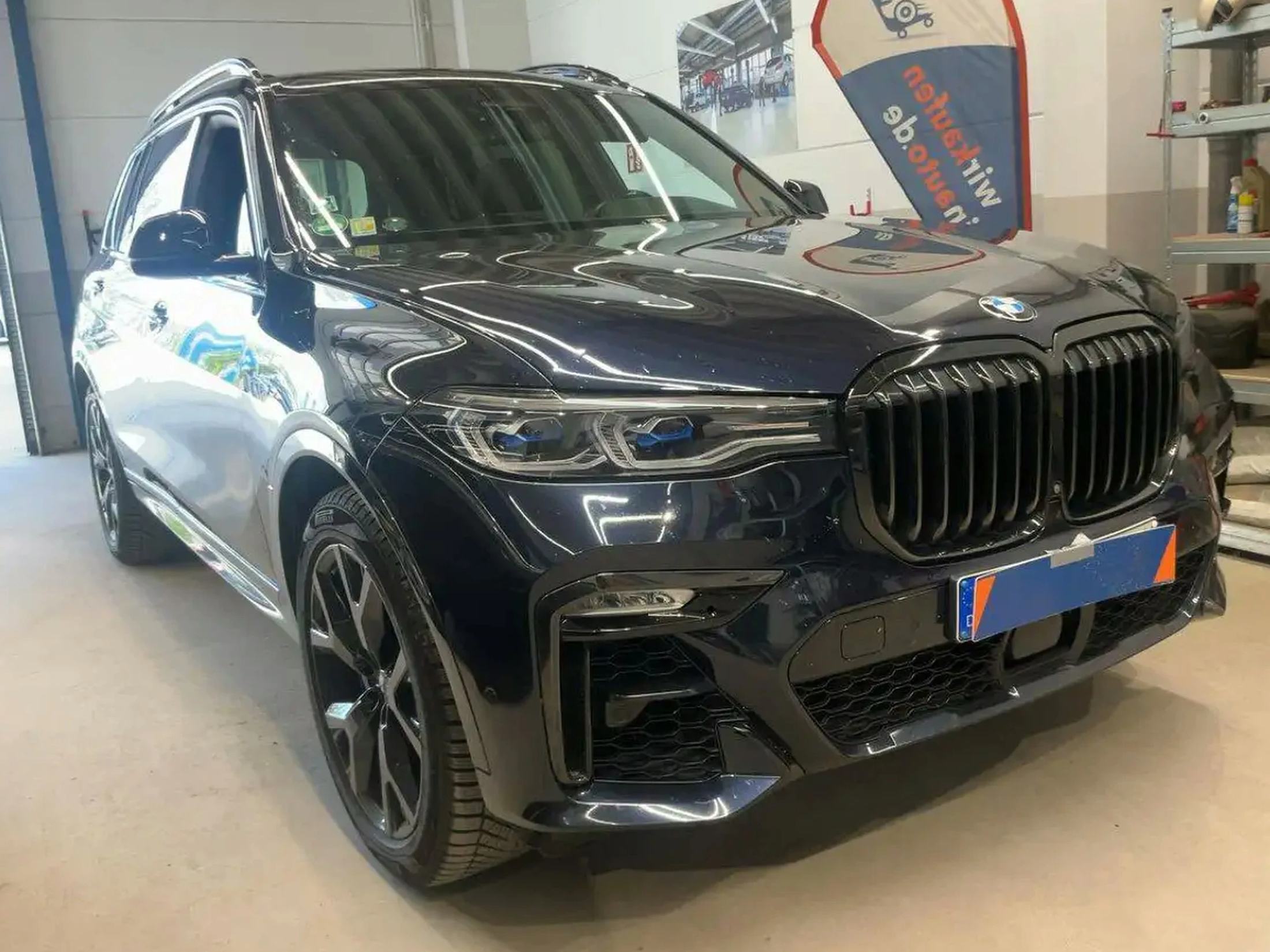 BMW X7