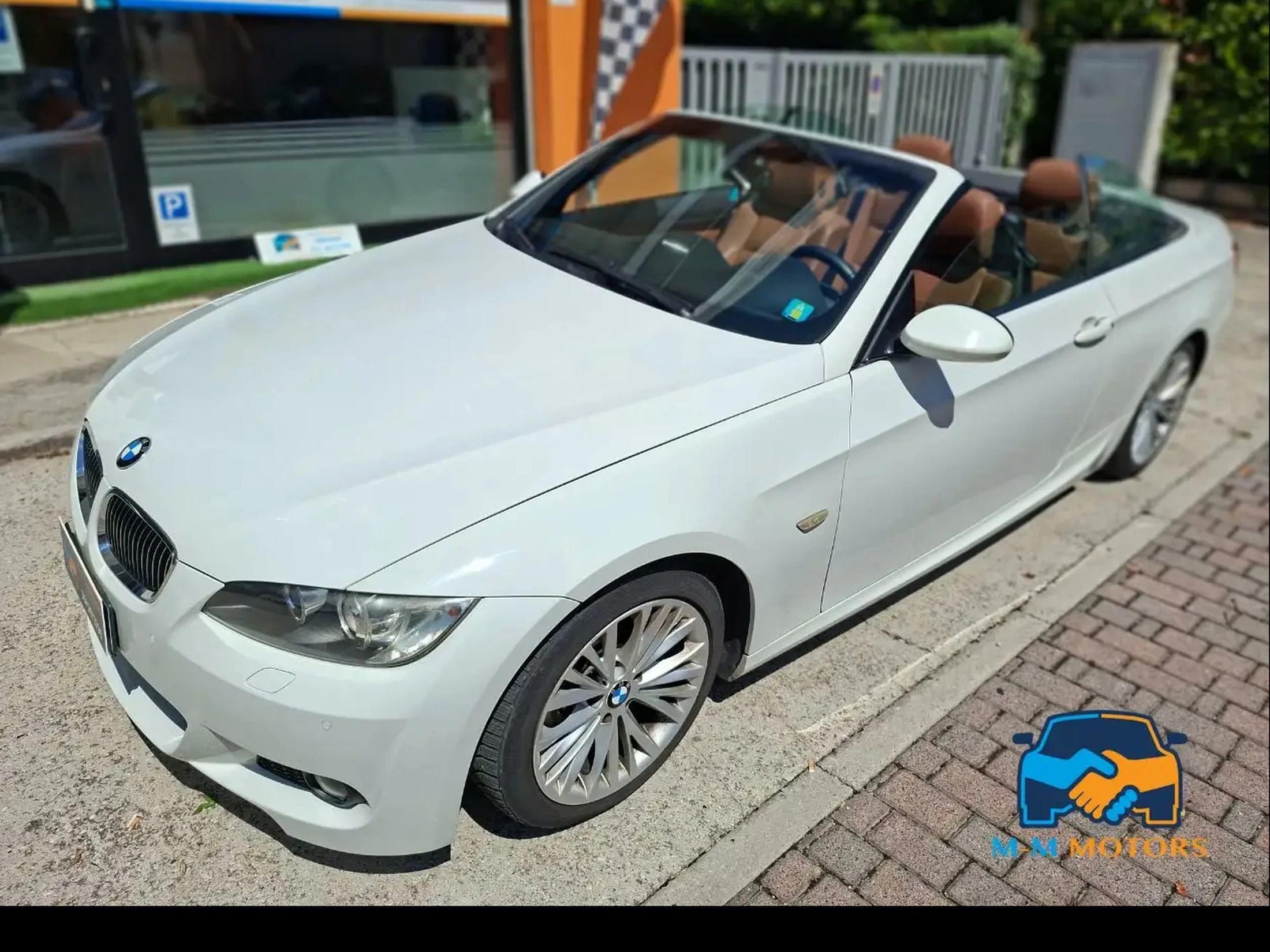 BMW 330