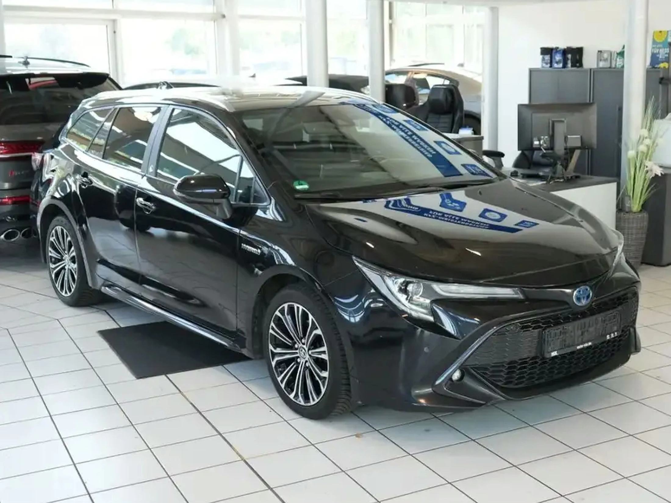 Toyota Corolla Touring Sports