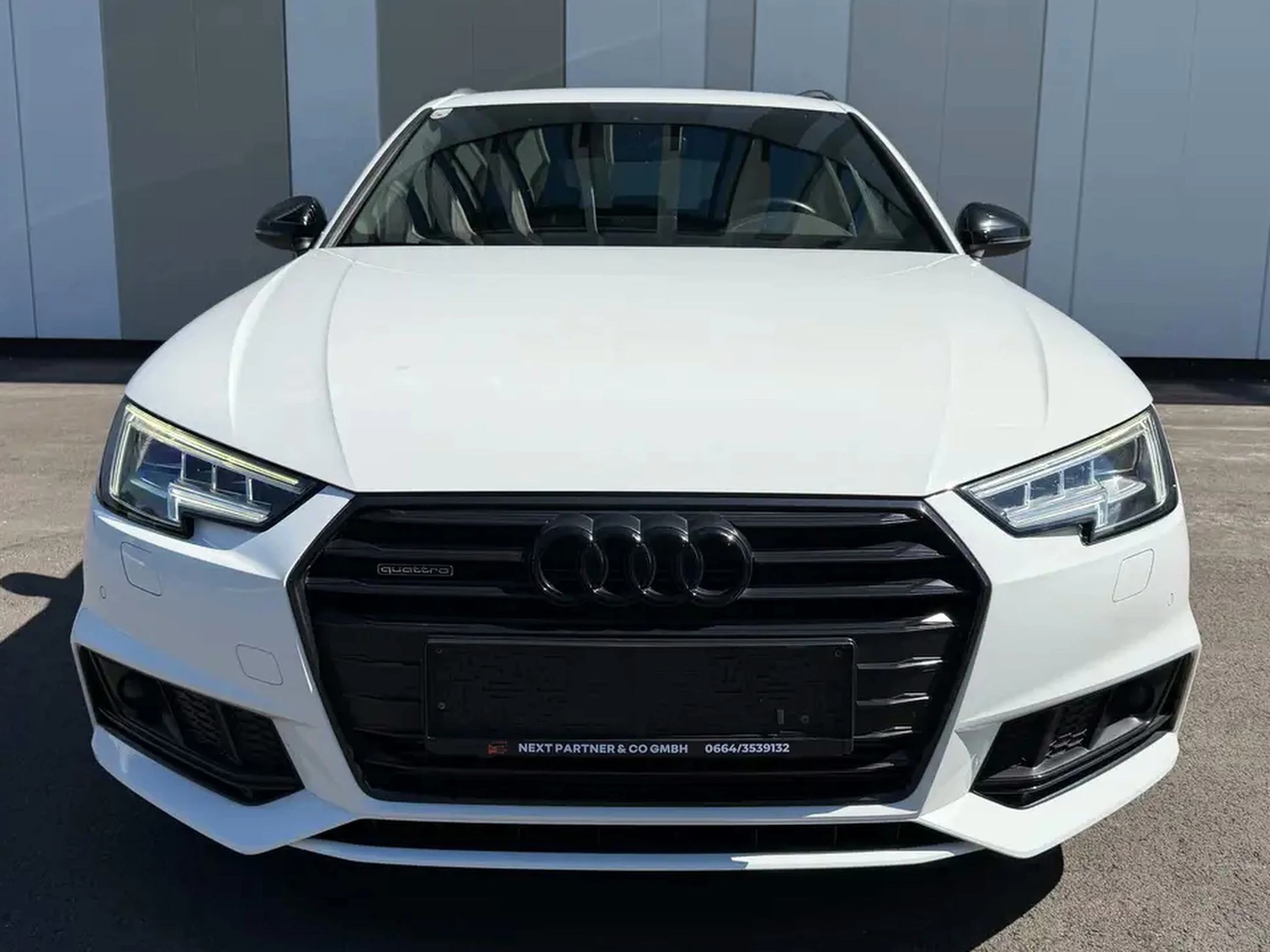 Audi A4 Limousine