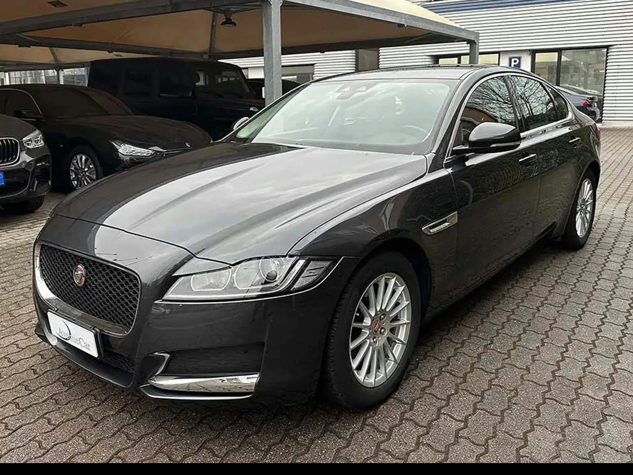 Jaguar XF XF Limousine
