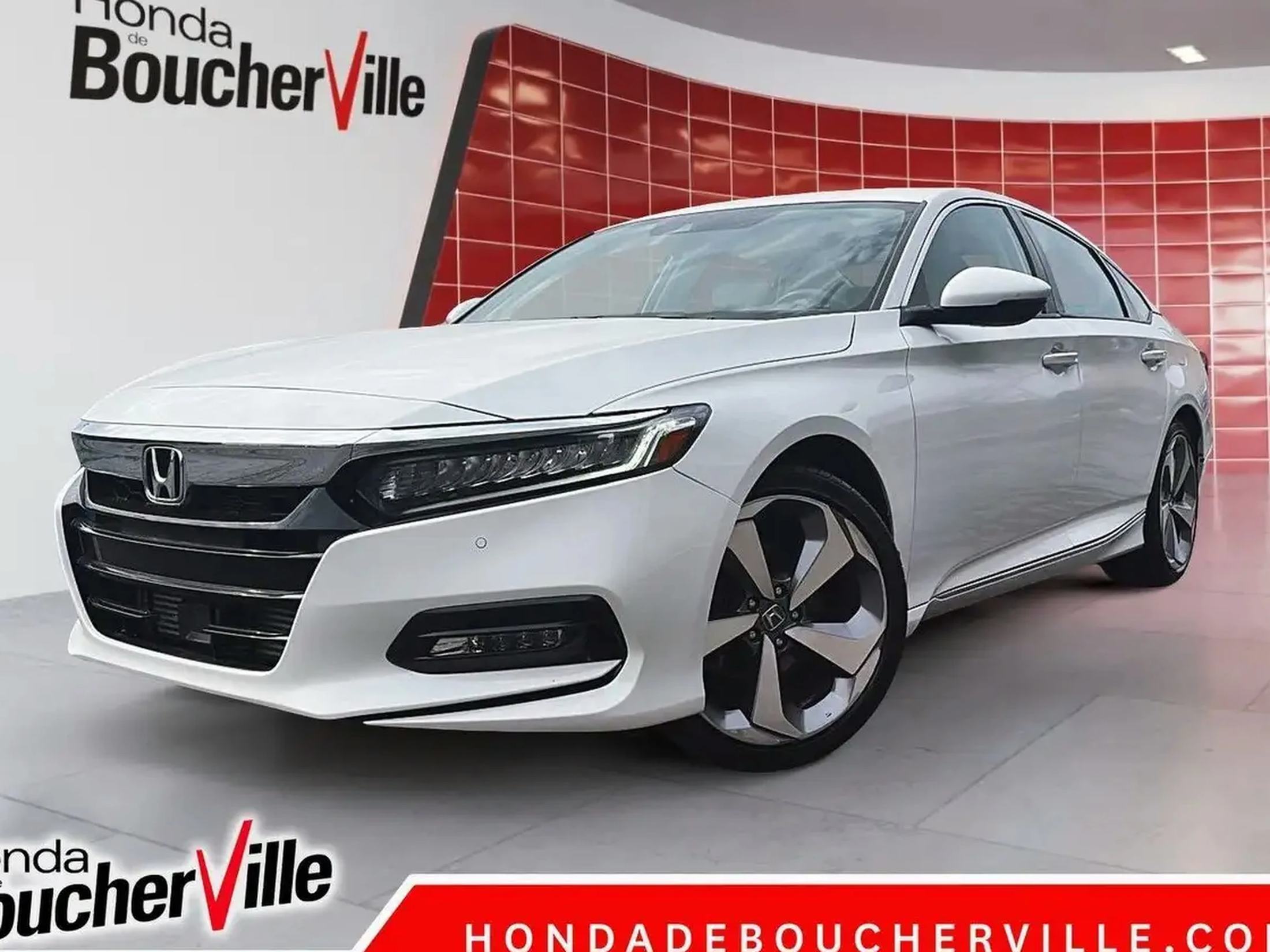 2020 Honda Accord Touring VERY LOW MILEAGE, LEATHER, TURBO / TRES BA