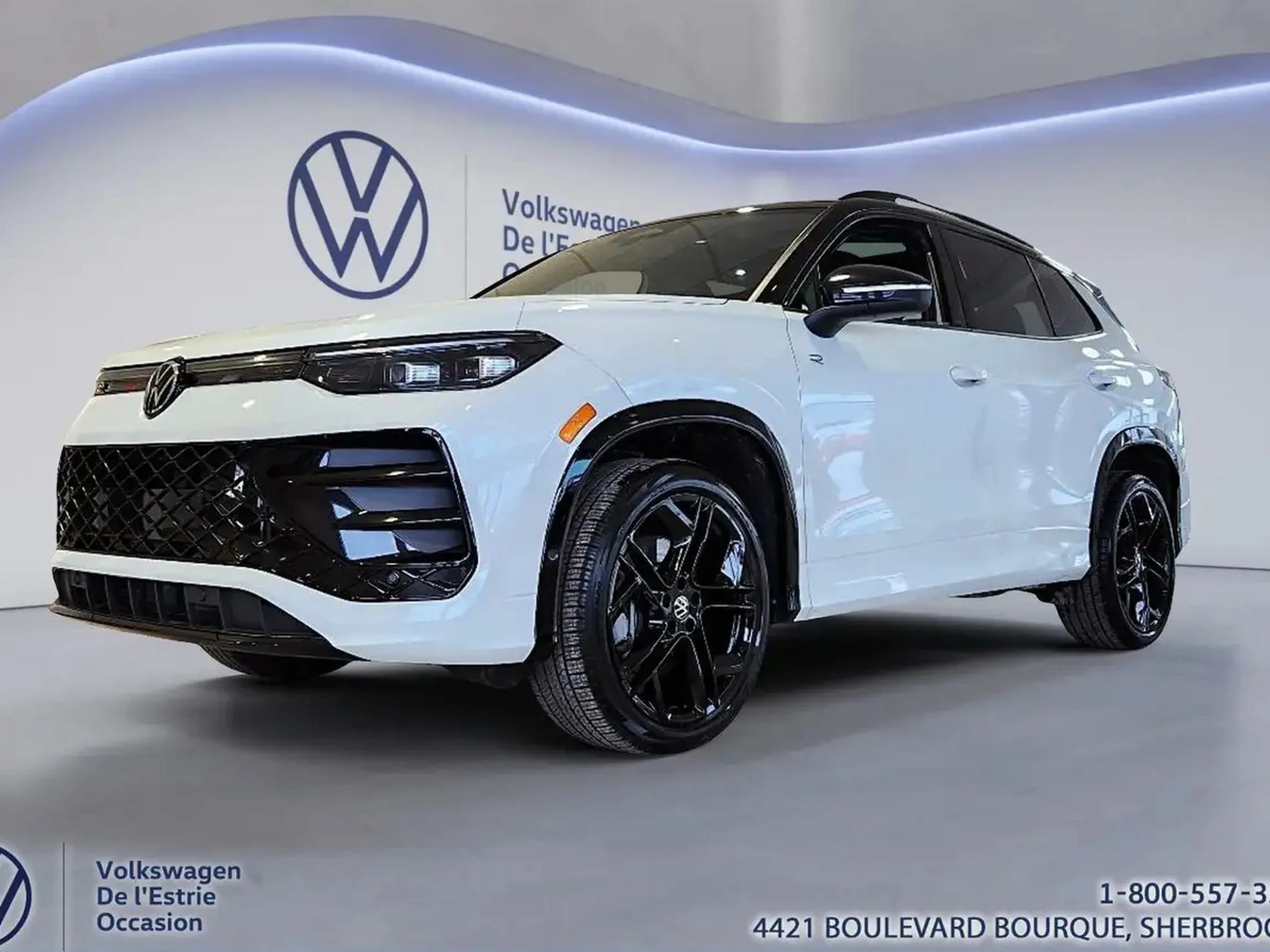 2026 Volkswagen Tiguan Comfortline R-Line Black Edition BLANC