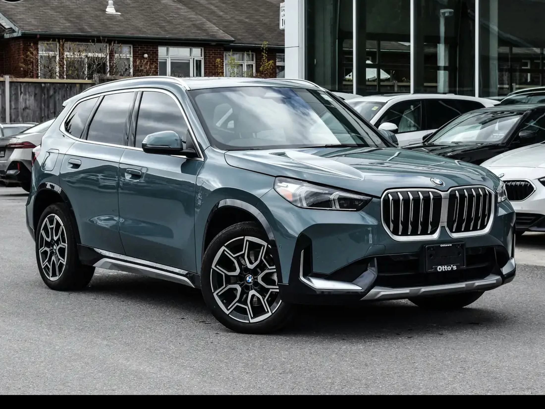 2025 BMW X1 xDrive28i