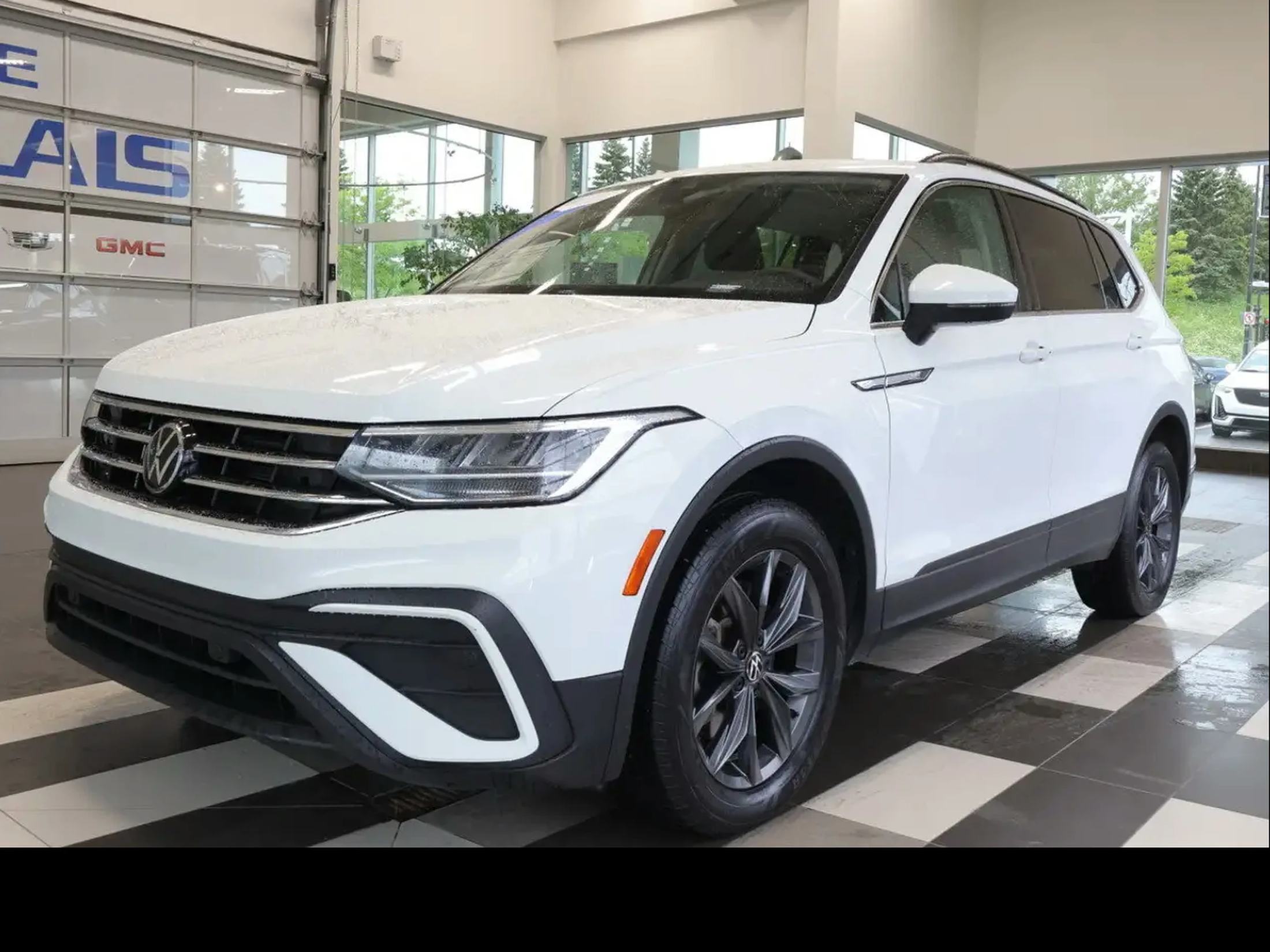 2022 Volkswagen Tiguan Comfortline 4MOTION Certifié et inspecté aucune