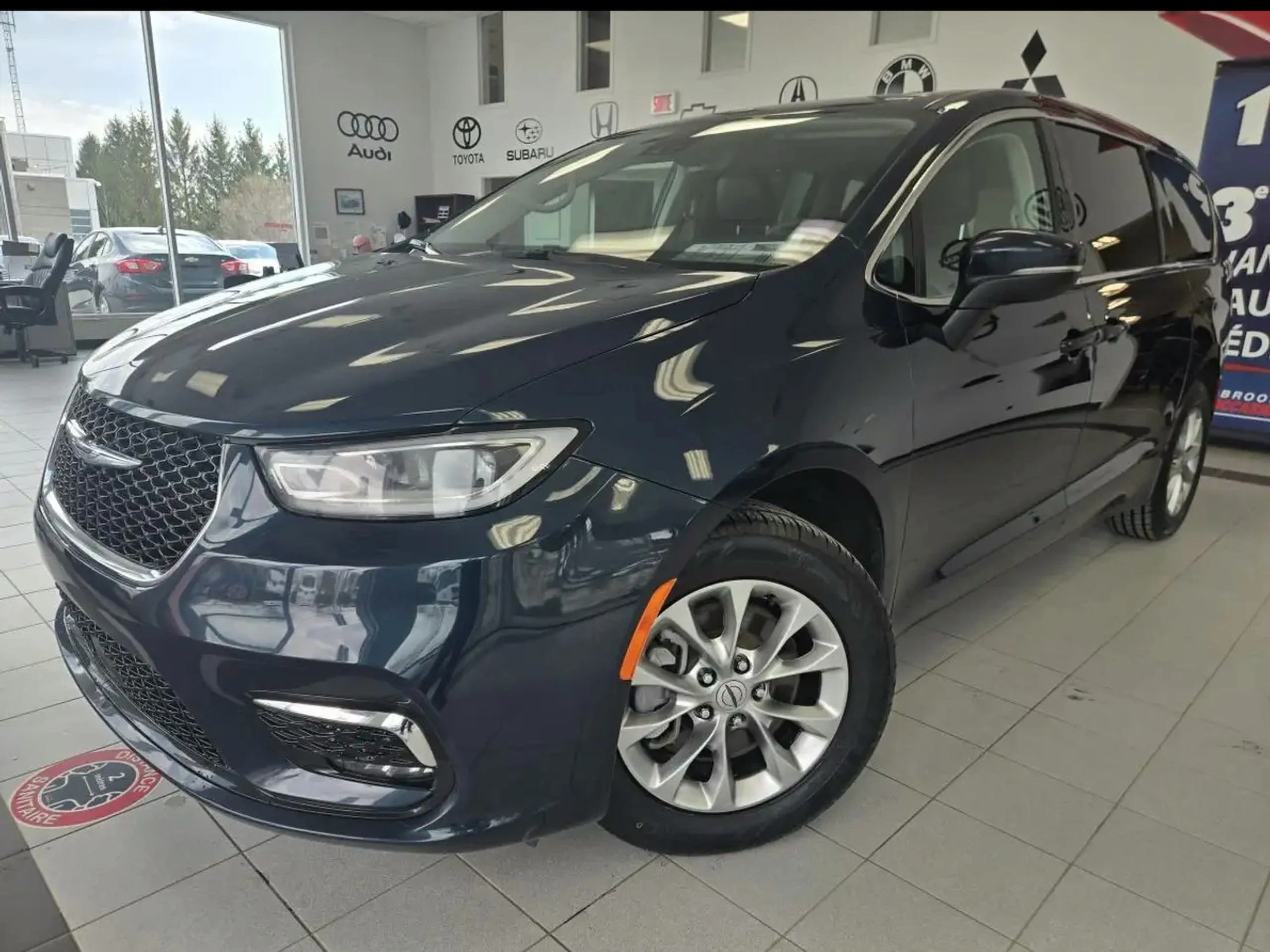 2023 Chrysler Pacifica TOURING / AWD + 7 PLACES + CAMERA + CUIR + BLUETOO