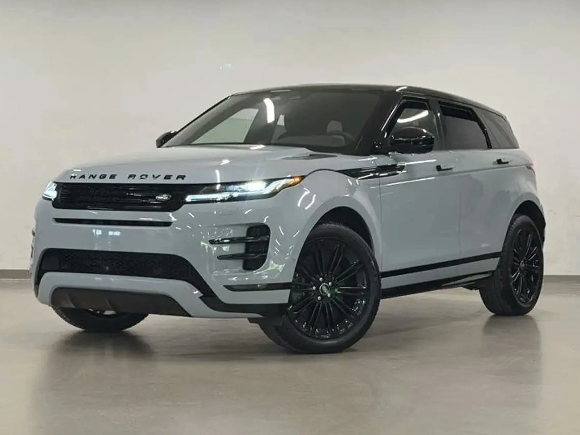 2025 Land Rover Range Rover Evoque P250 Dynamic SE