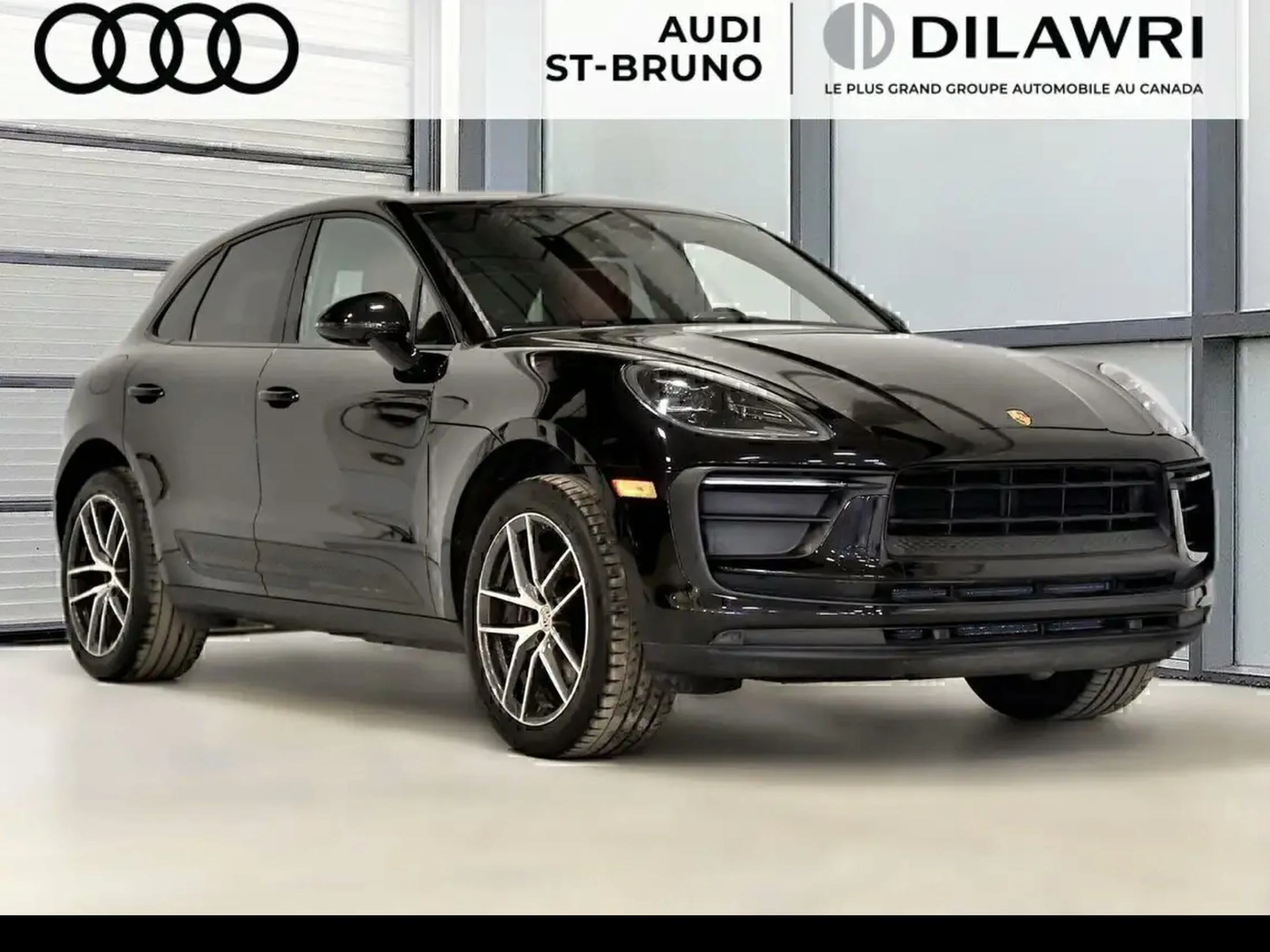 2023 Porsche Macan Premum + / Toit pano / Sieges sport / Carplay / Ve