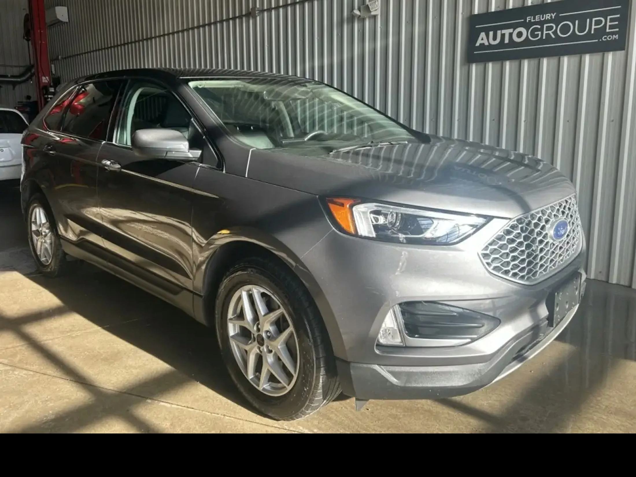 2023 Ford Edge SEL AWD Auto A/C Cam Nav