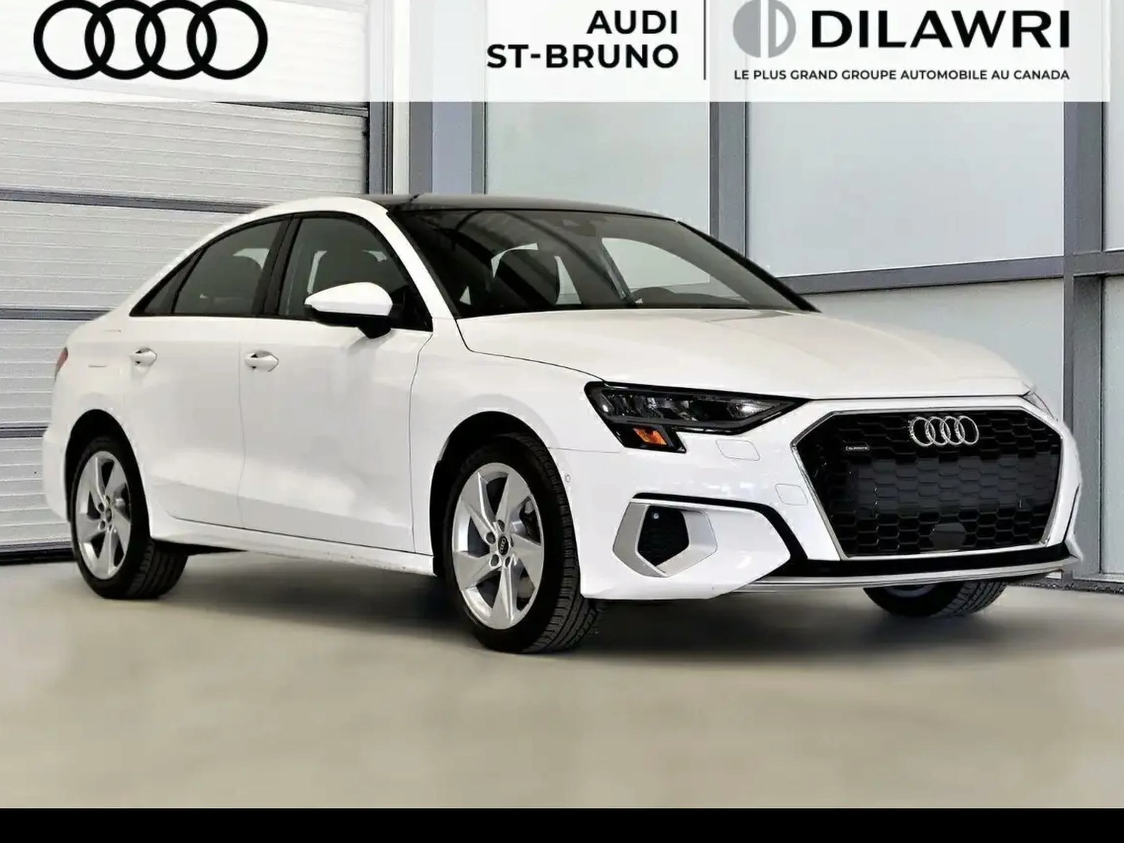 2023 Audi A3 Komfort / Toit Panoramique / Carplay / Exclusive R