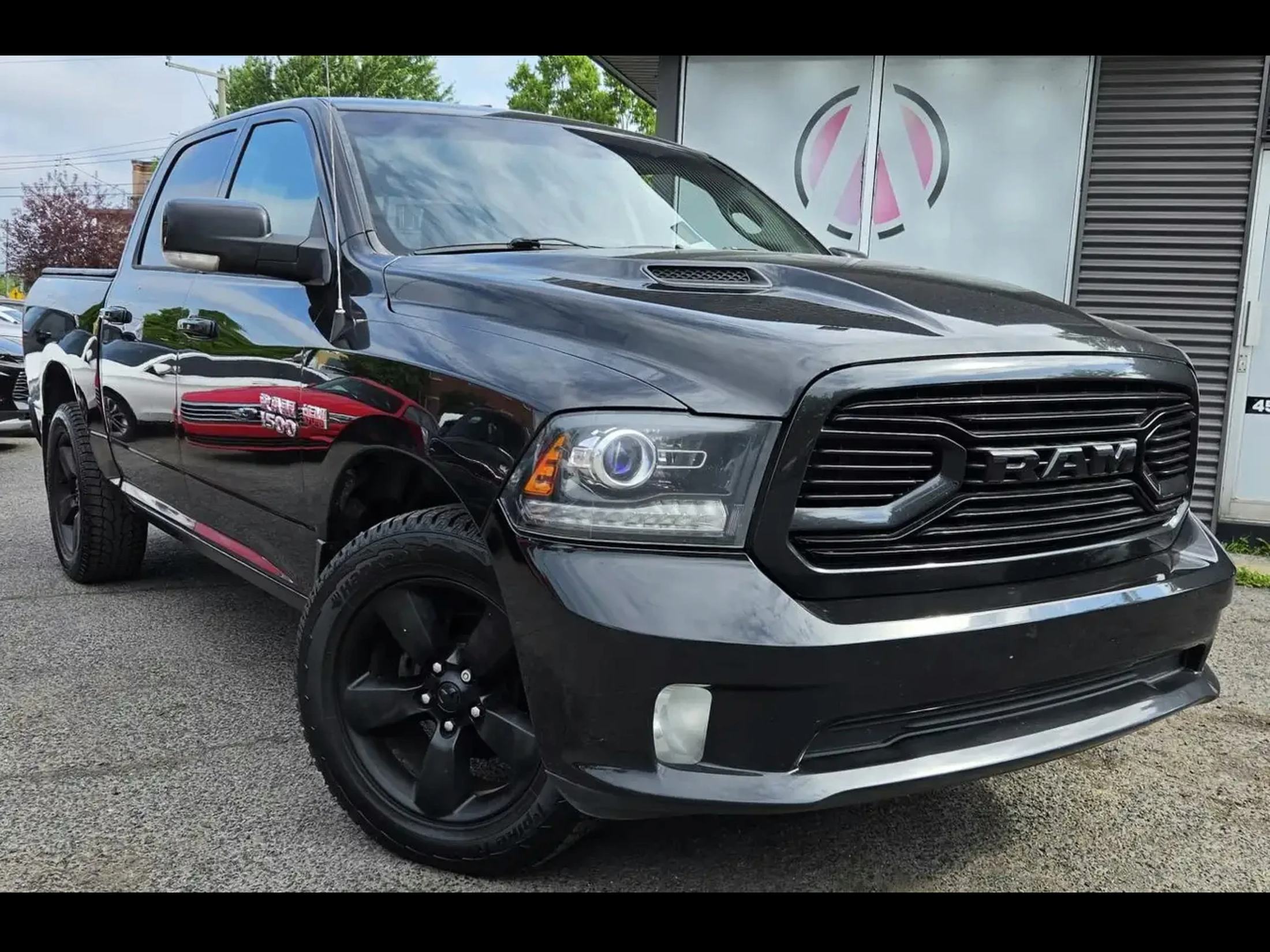 2018 RAM 1500 Sport 4x4 Crew Cab 5'7 Box -Ltd Avail-