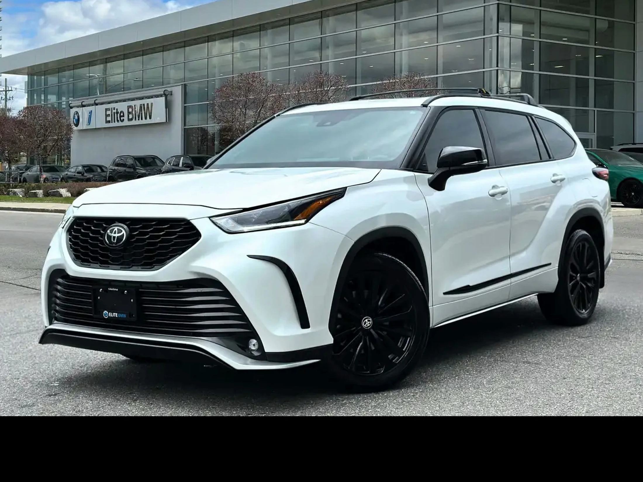2024 Toyota Highlander LE AWD