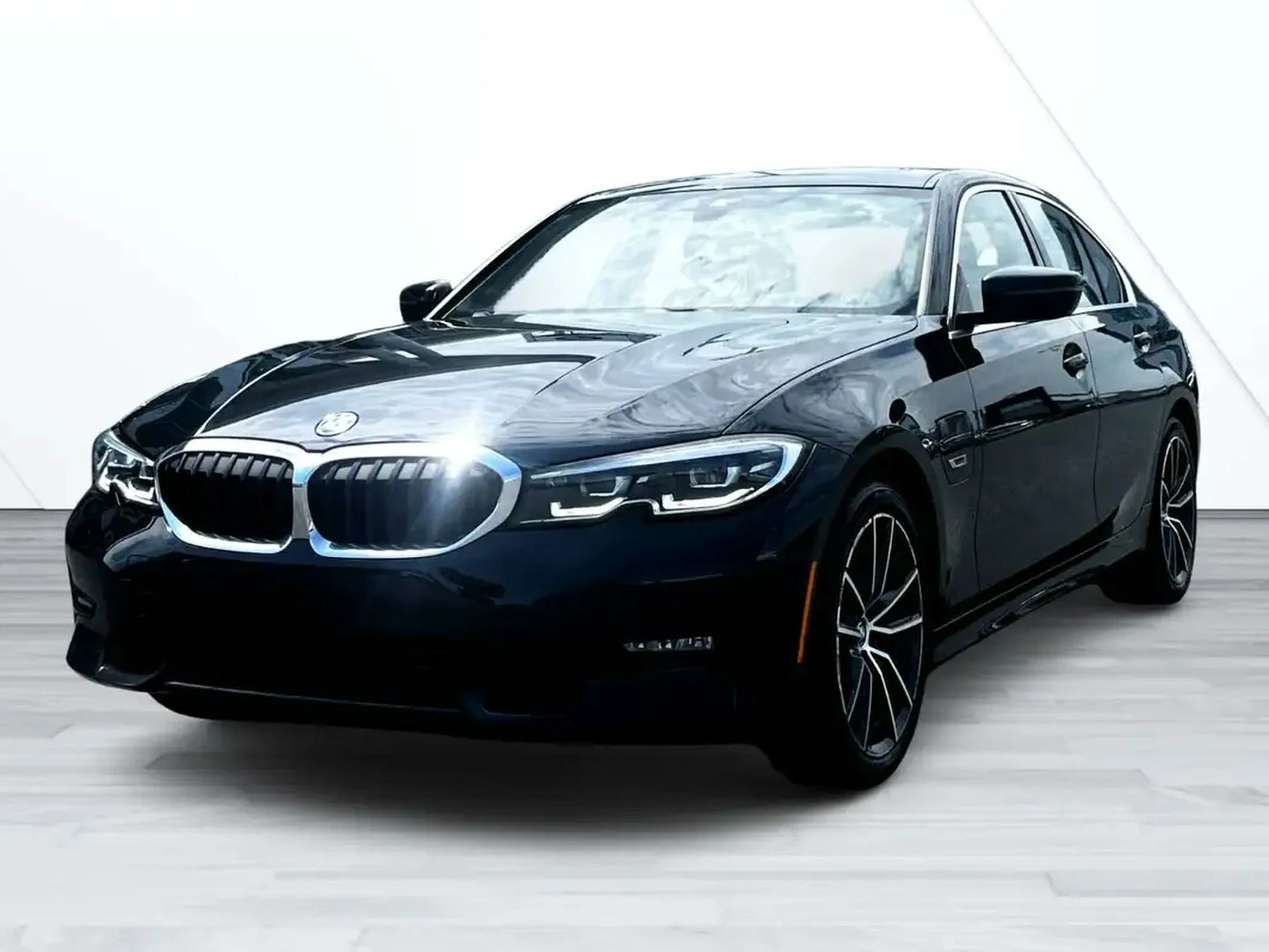 2022 BMW 3 Series 330e xDrive Sedan - Premium Enhanced Package