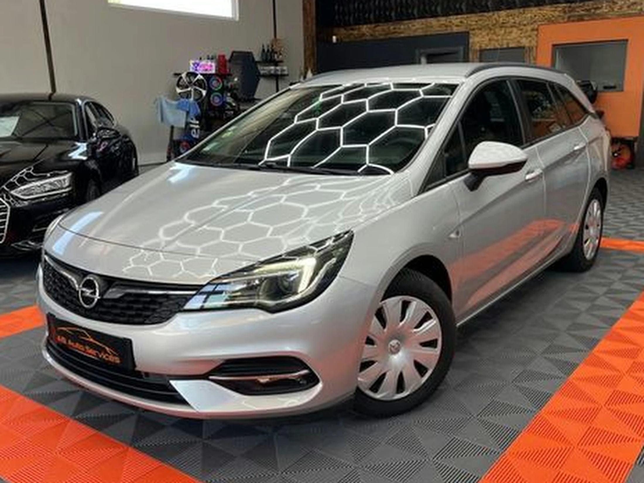 Opel astra k sports tourer (b16) 1.5d 122ch edition business 92g 1er main suivi complet garantie 12 ou 60mois 2020