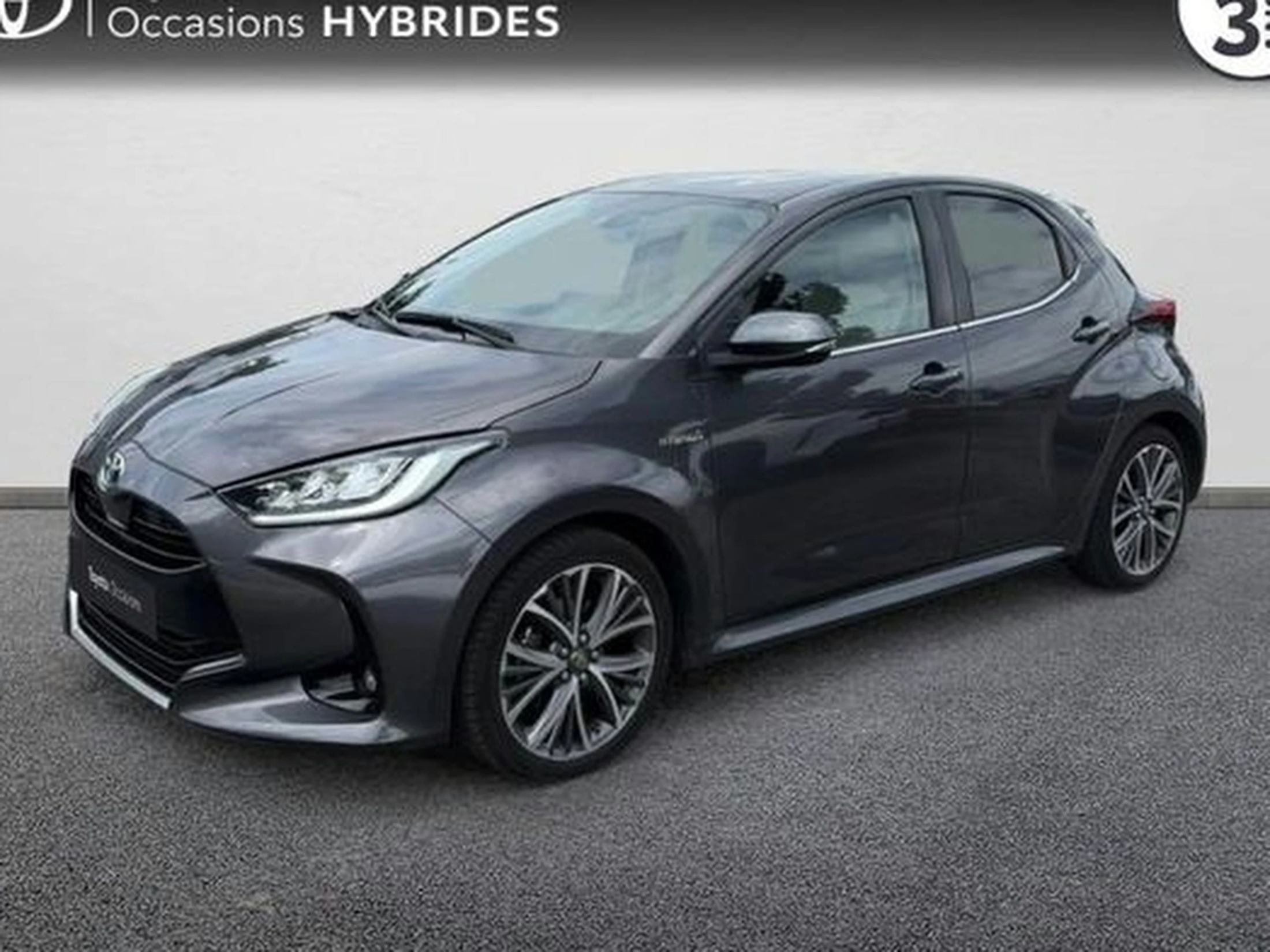 Toyota Yaris 116h Iconic 5p MY22