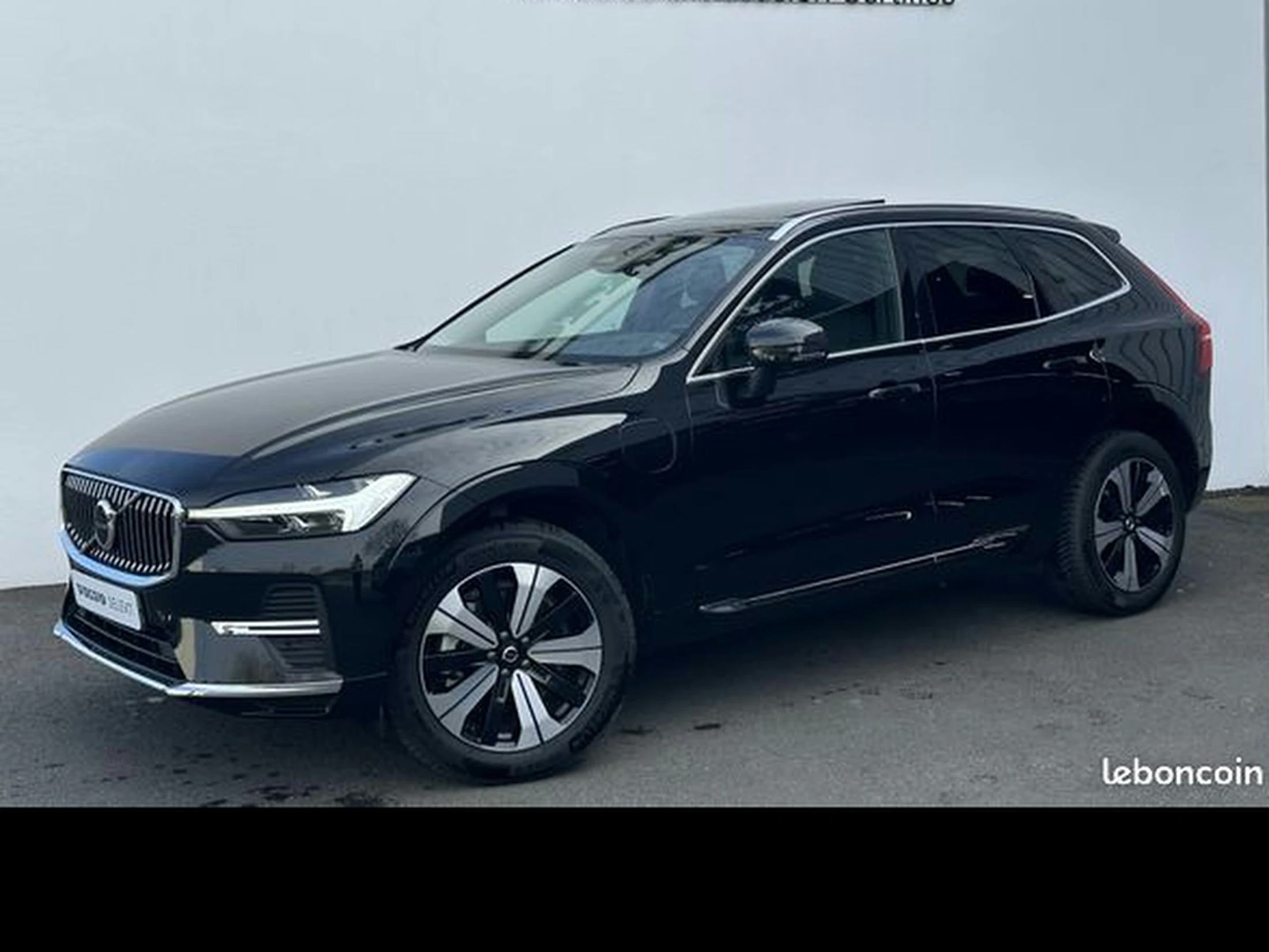 VOLVO XC60 T6 AWD Hybride rechargeable 253 ch+145 ch Geartronic 8 Plus Style Chrome