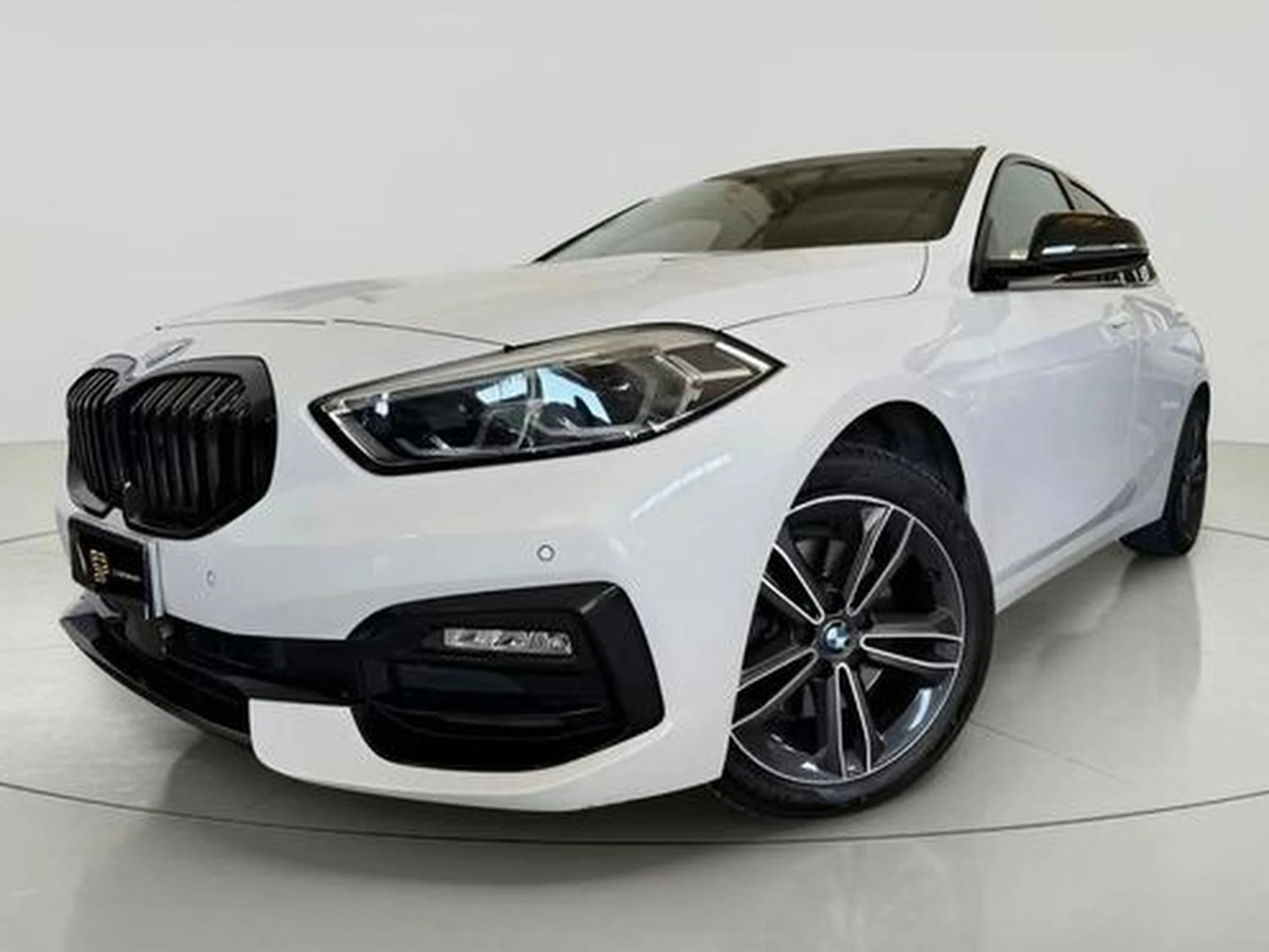 BMW SERIE 1 116d Sport BVA * CarPlay * LED * Régulateur * Jantes Alu