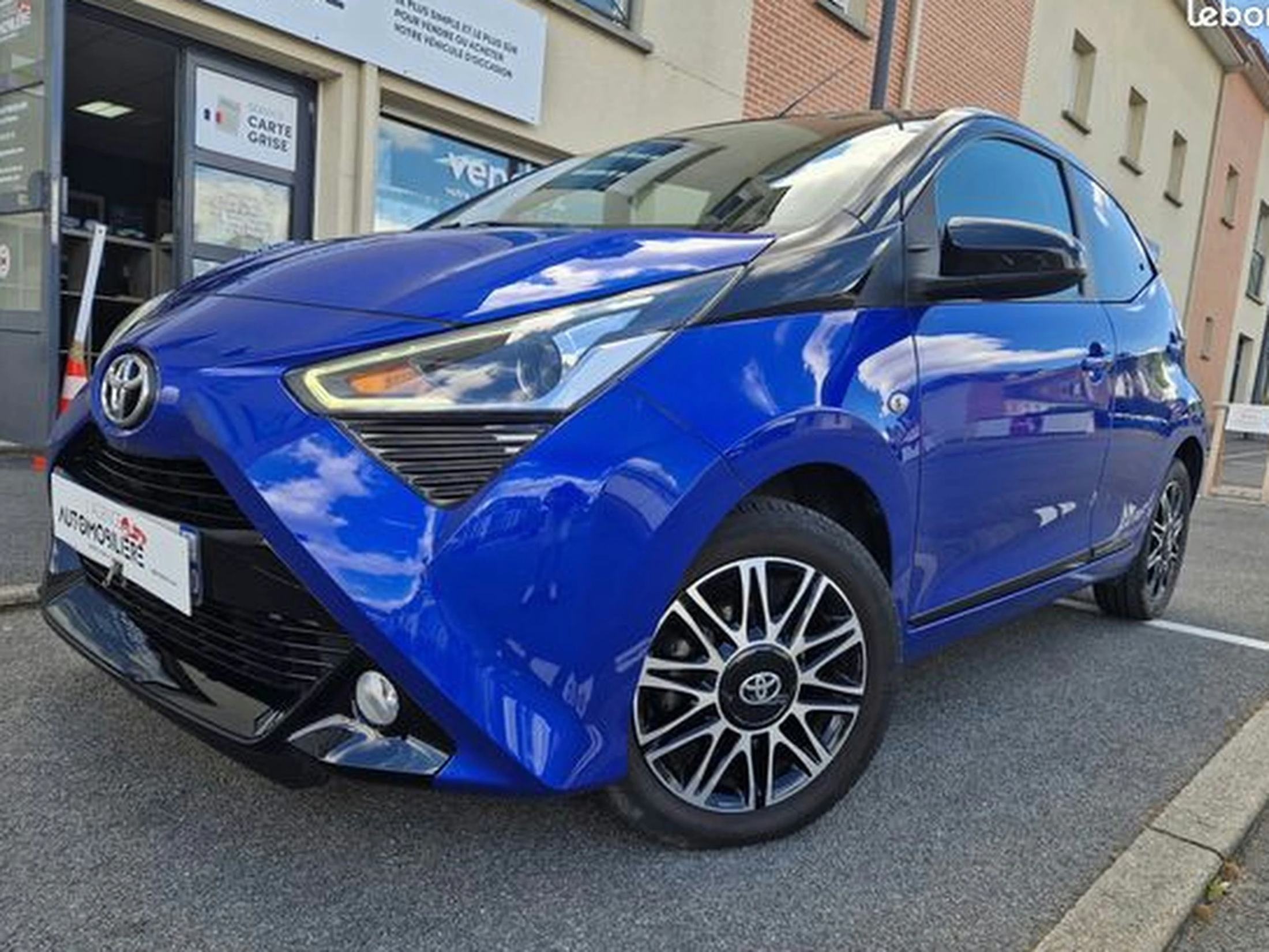 TOYOTA Aygo II(2) 1.0 VVT-I X-LOOK