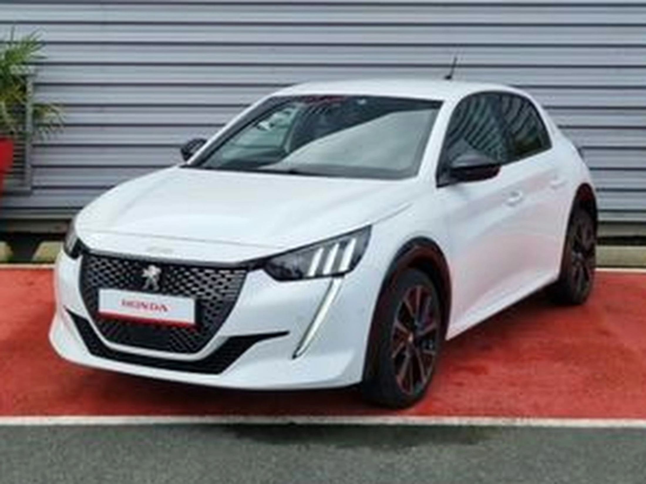 Peugeot 208 II PureTech 100 S&S GT