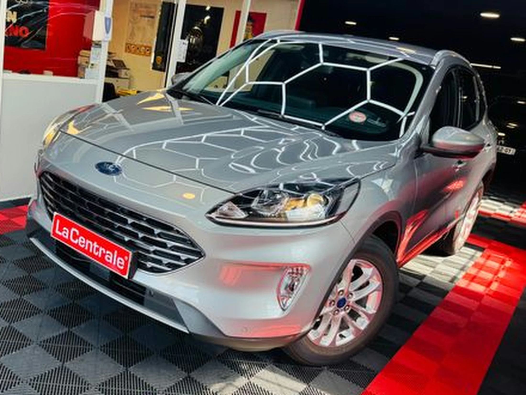 Ford kuga iii 2.5 duratec 190 flexifuel fhev e85 titanium powershift