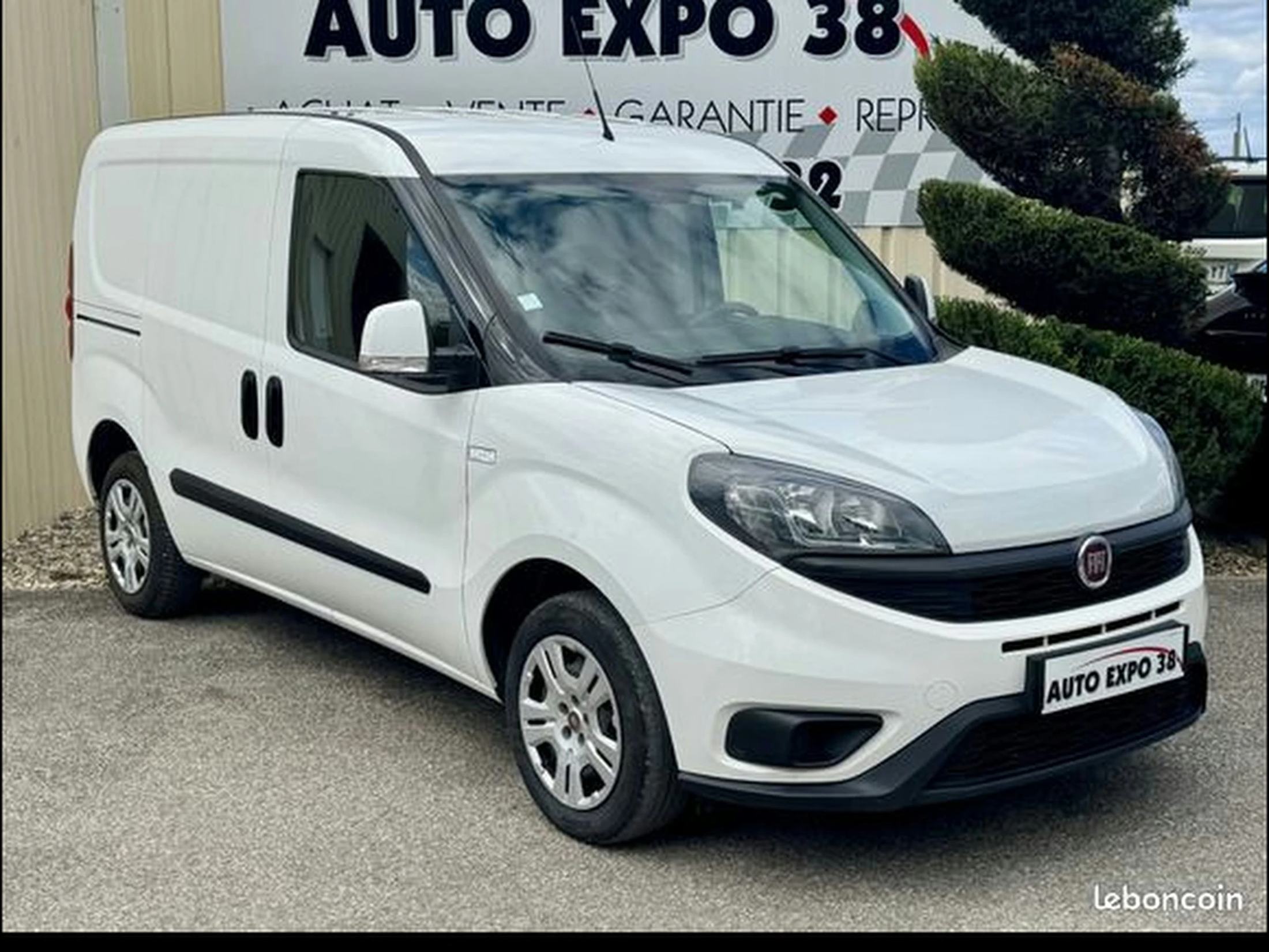 DOBLO CARGO JTD 95 TRIO NAV 3 PLACES / 2021 / 102000 kms / 8990 euros