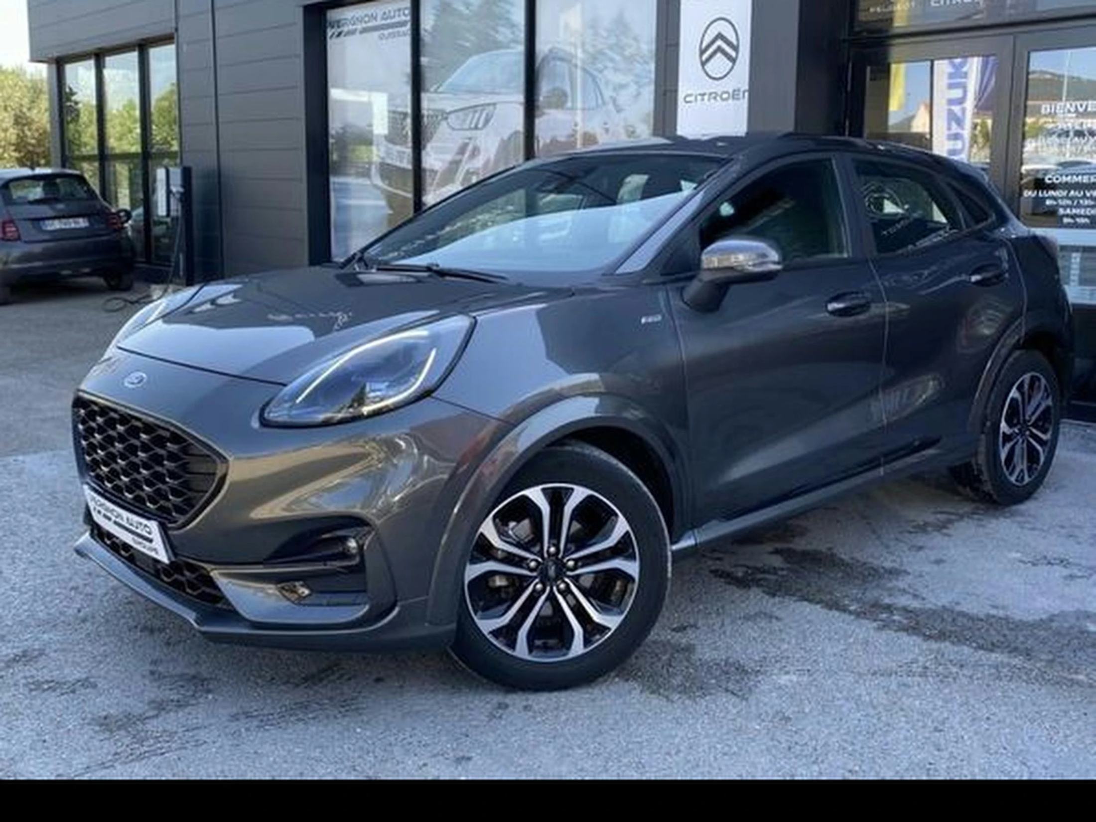 Ford Puma 1.0 Flexifuel Hybrid 125 mHEV ST-LINE V