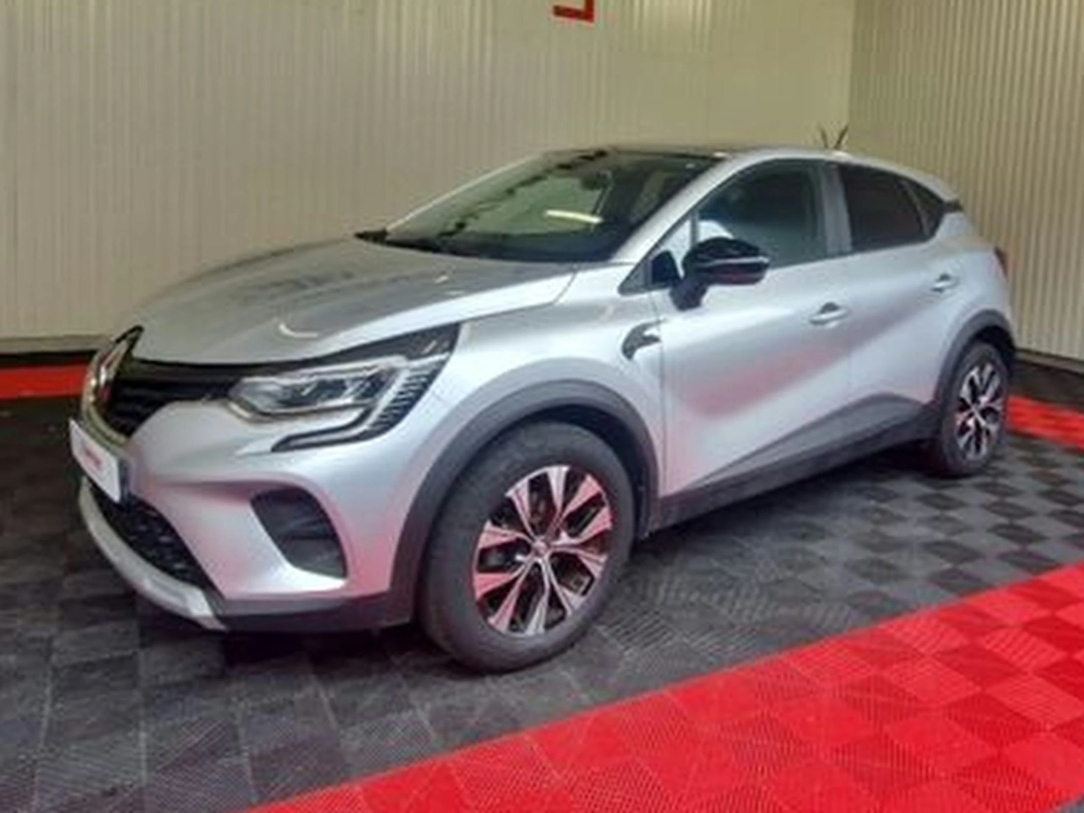Renault Captur TCE 100 GPL EVOLUTION
