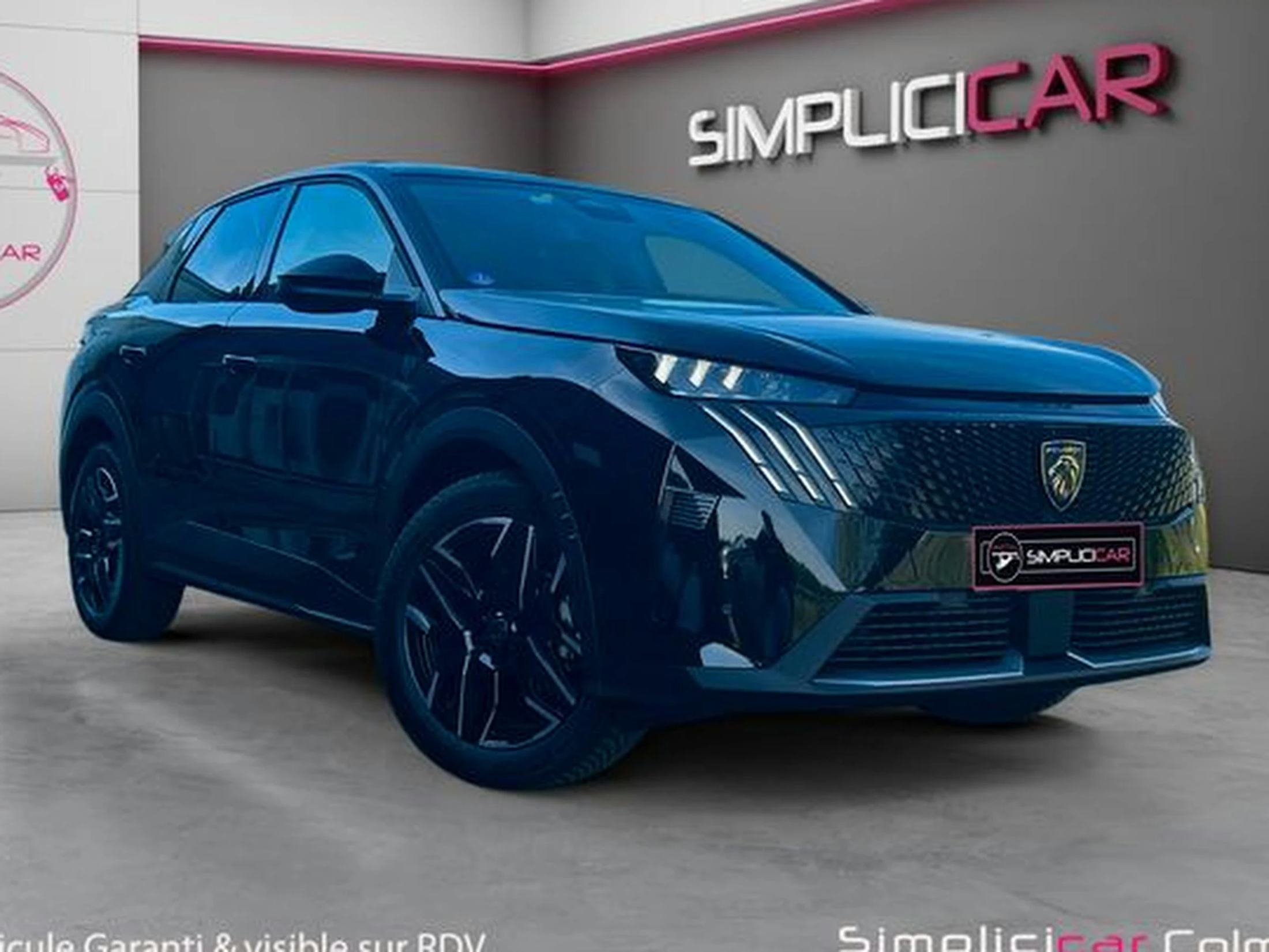 PEUGEOT 3008 III 1.2 HYBRID 136 GT EXCLUSIVE E-DCS6 145Ch Pack HI-FI Pack Toit Ouvrant Garantie Constructeur
