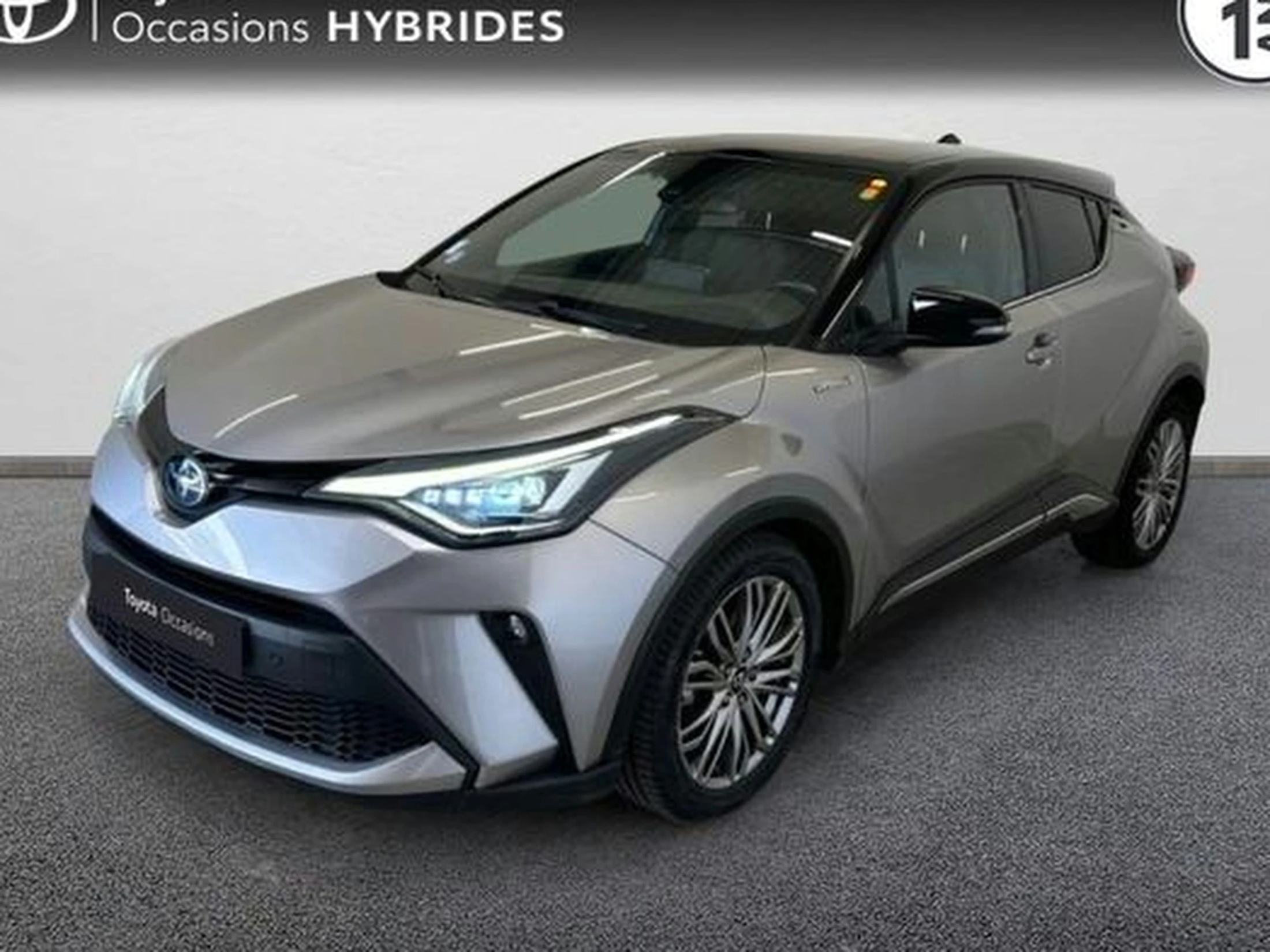 Toyota C-HR 122h Distinctive 2WD E-CVT MY20
