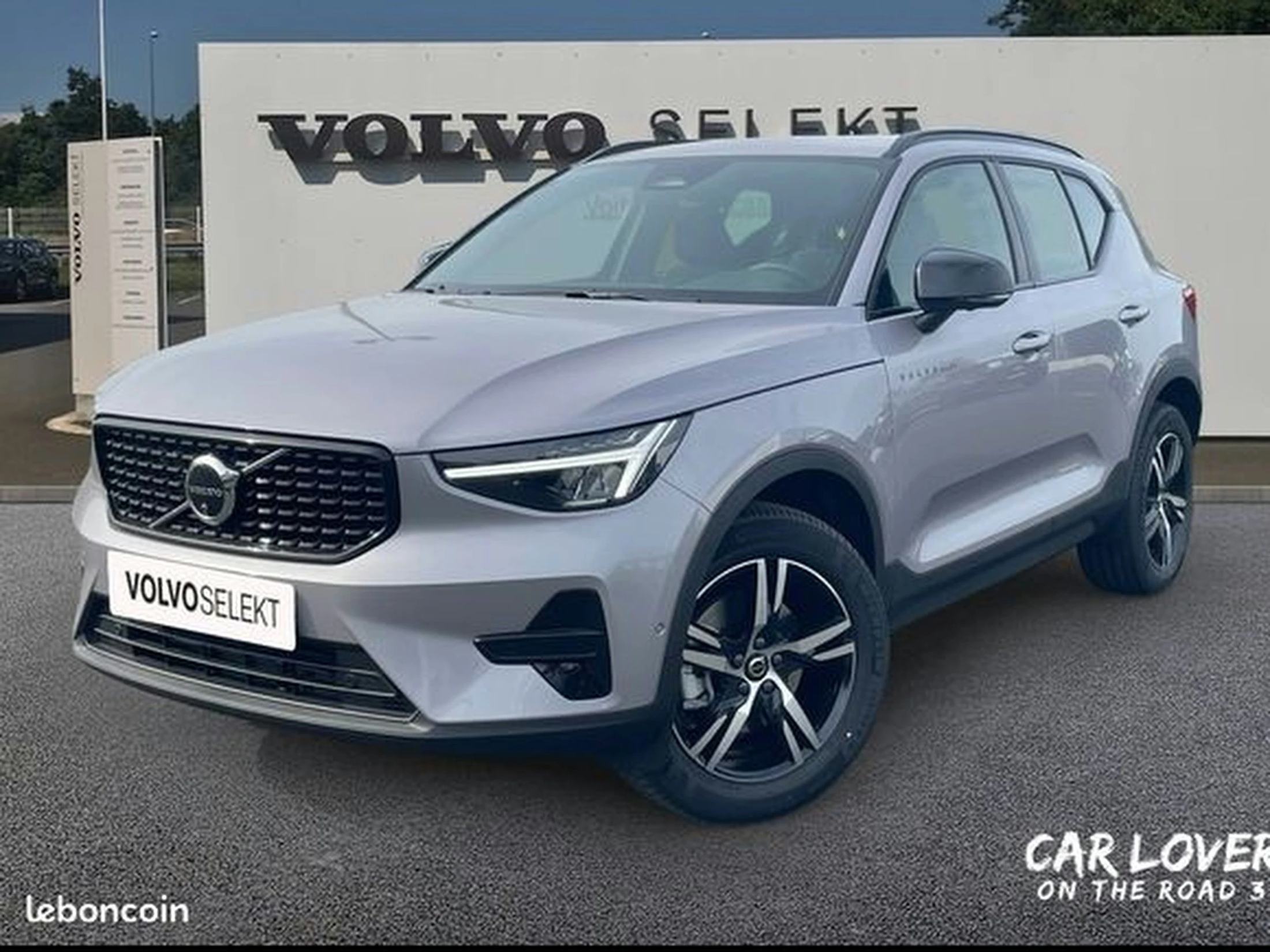 VOLVO XC40 B3 163 ch DCT7 Plus