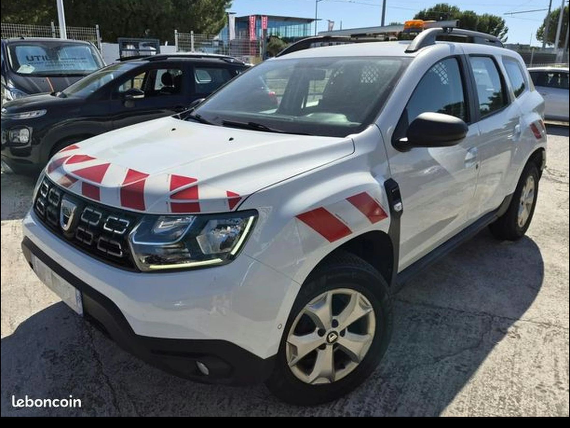 Dacia Duster 4X4 1.3 tce 130ch CONFORT 2 PLACES TVA RECUPERABLE PREMIERE MAIN 4wd