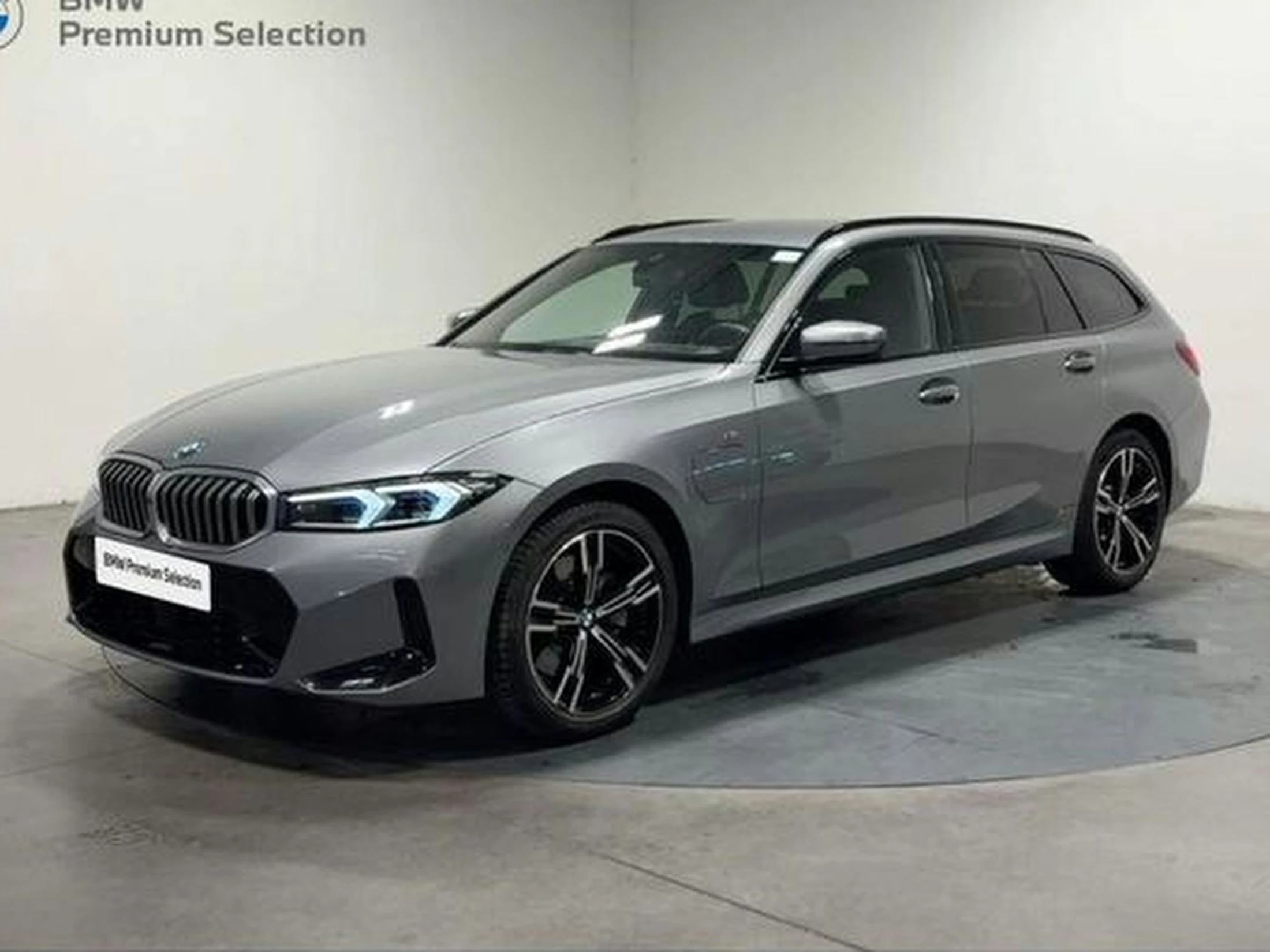 BMW Touring 330e 292 ch BVA8 M Sport