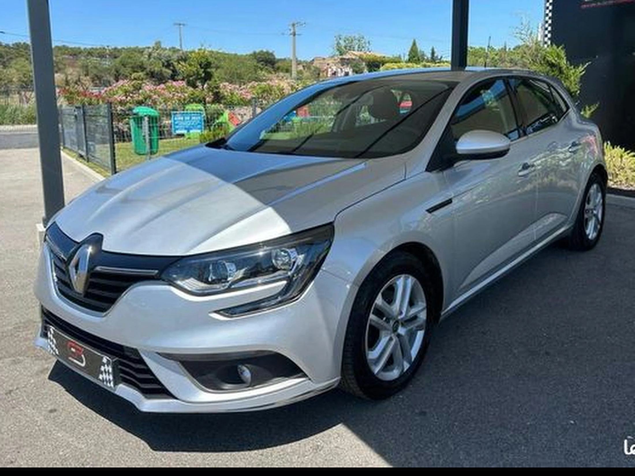Renault Mégane IV Berline Blue dCi 115 Zen