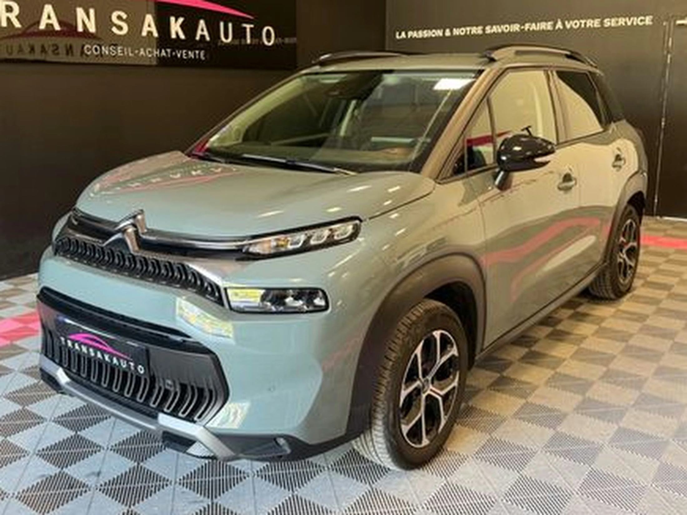 CITROEN C3 AIRCROSS PT 130 SS EAT6 Shine + DISTRI OK