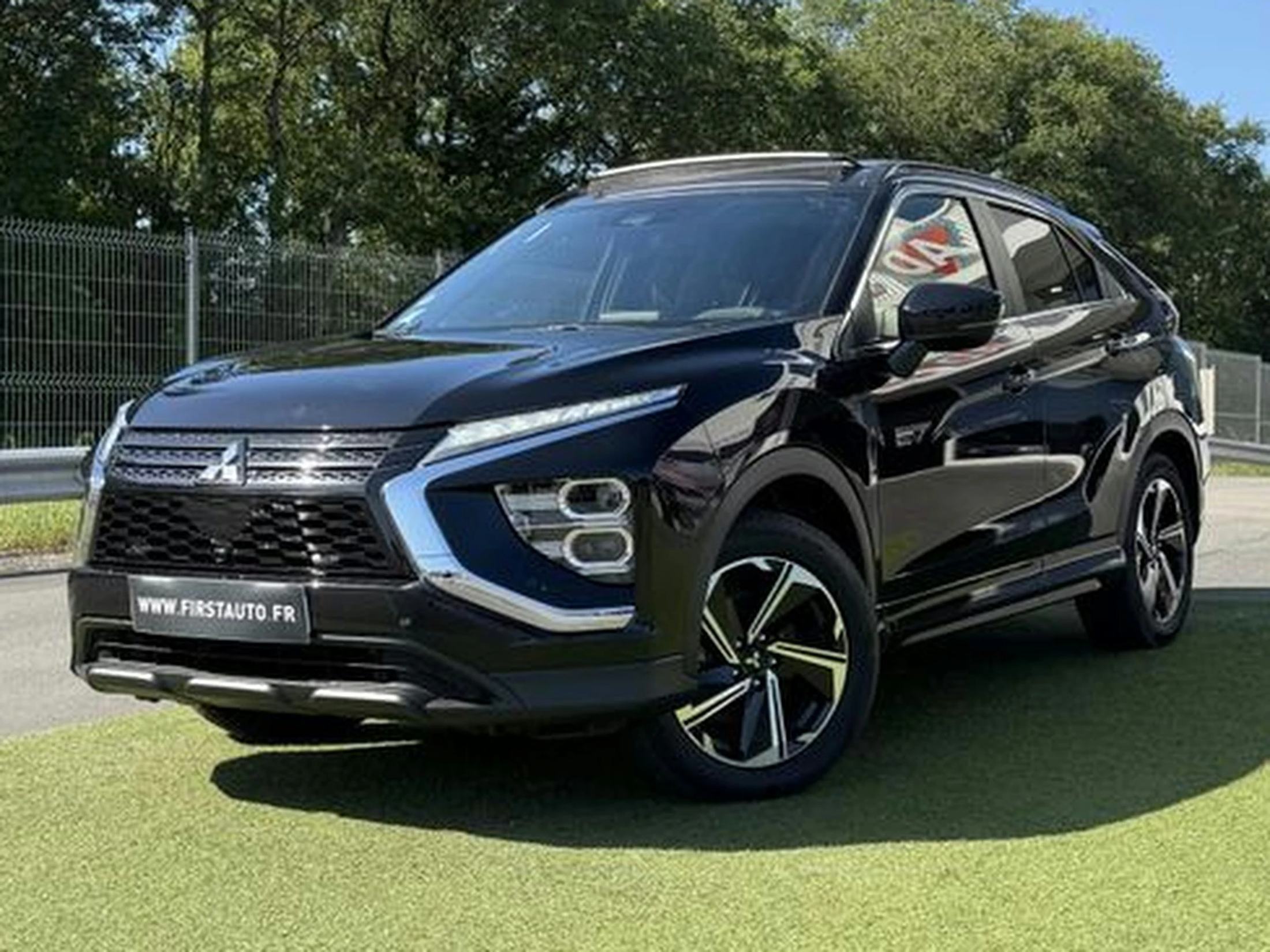 Mitsubishi eclipse cross phev rechargeable 188 4wd intense style garantie