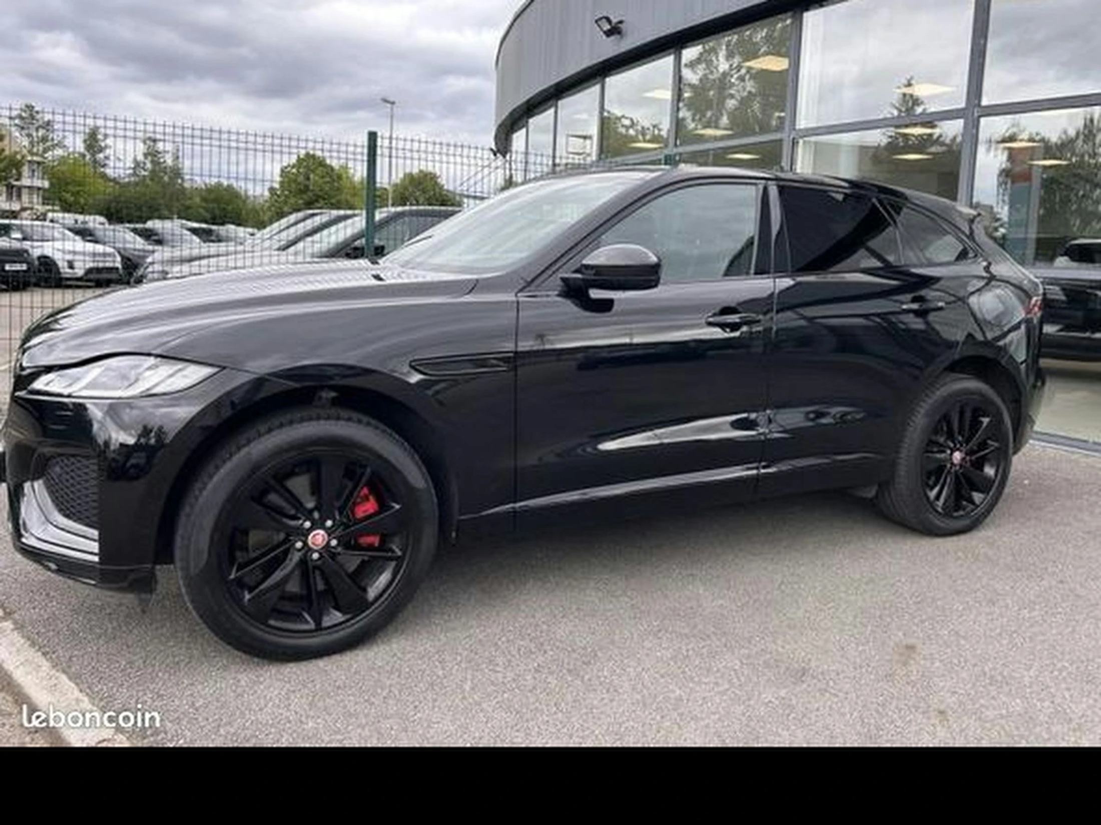 Jaguar F-Pace P400e Plug-in-Hybrid R-Dynamic SE BVA8 AWD