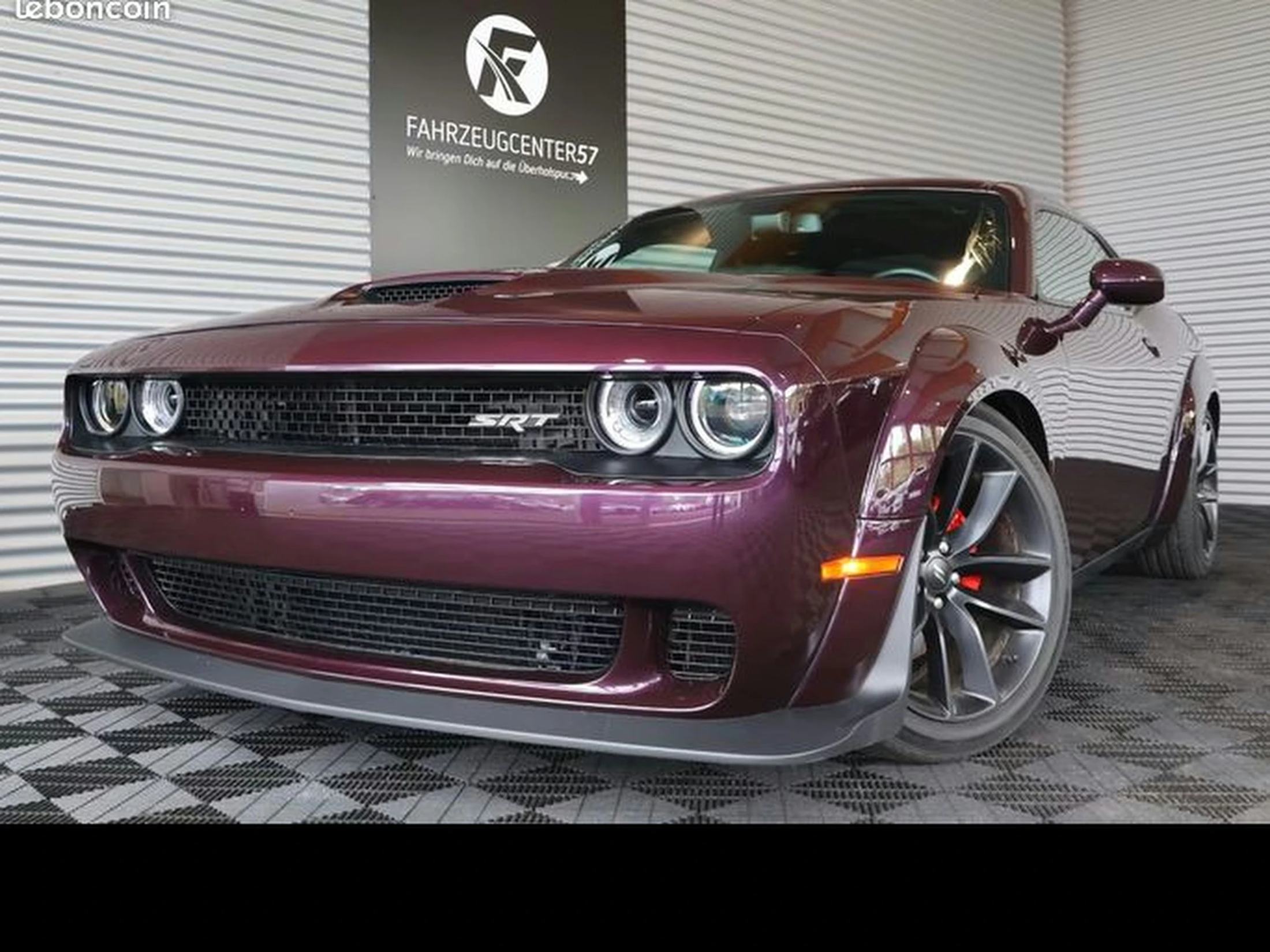 Dodge CHALLENGER R/T Widebody 5.7 HEMI V8 373 ch BVA8 – Alpine – CarPlay – Widebody
