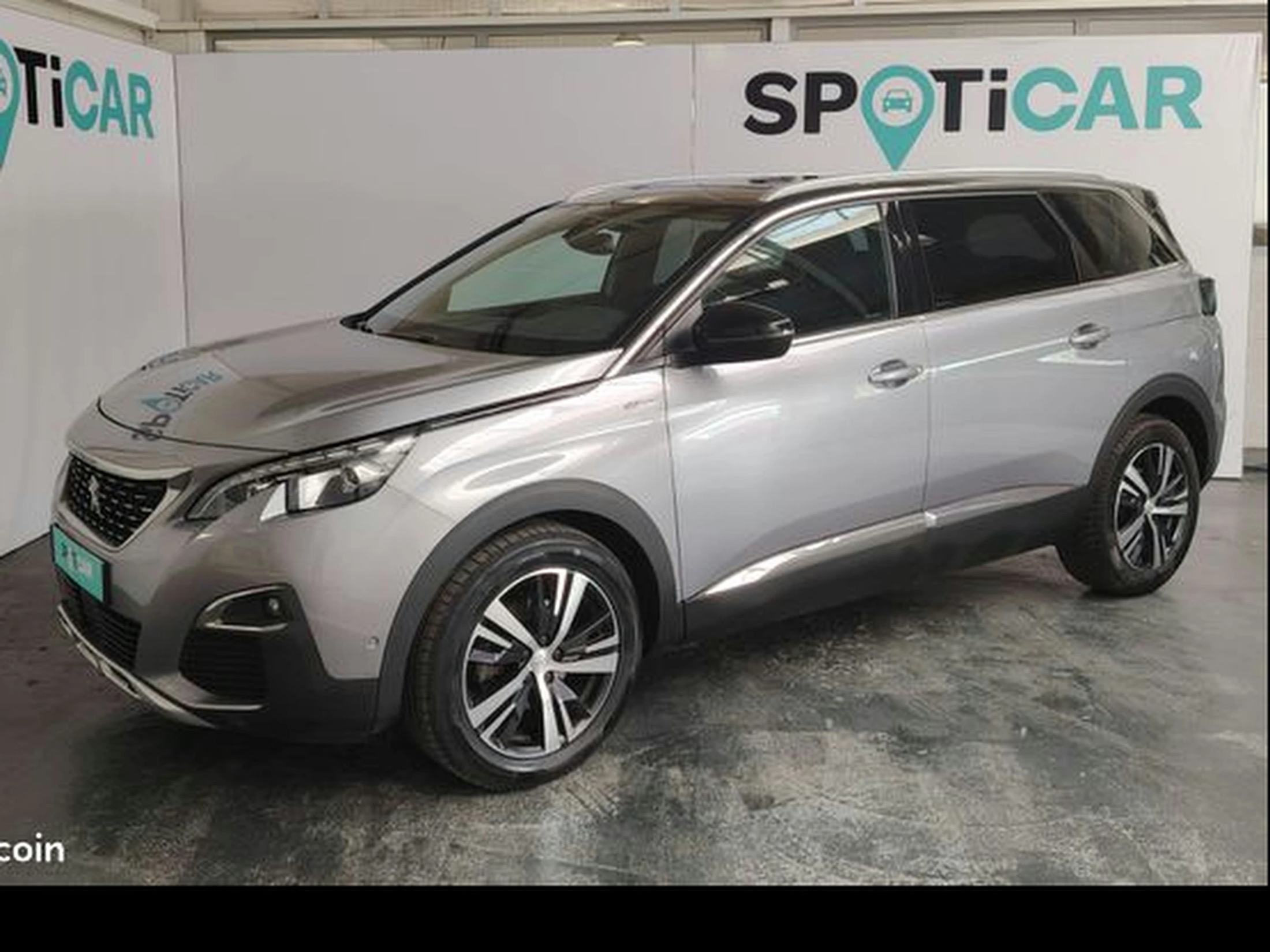 PEUGEOT 5008 PureTech 130ch S&S BVM6 GT Line