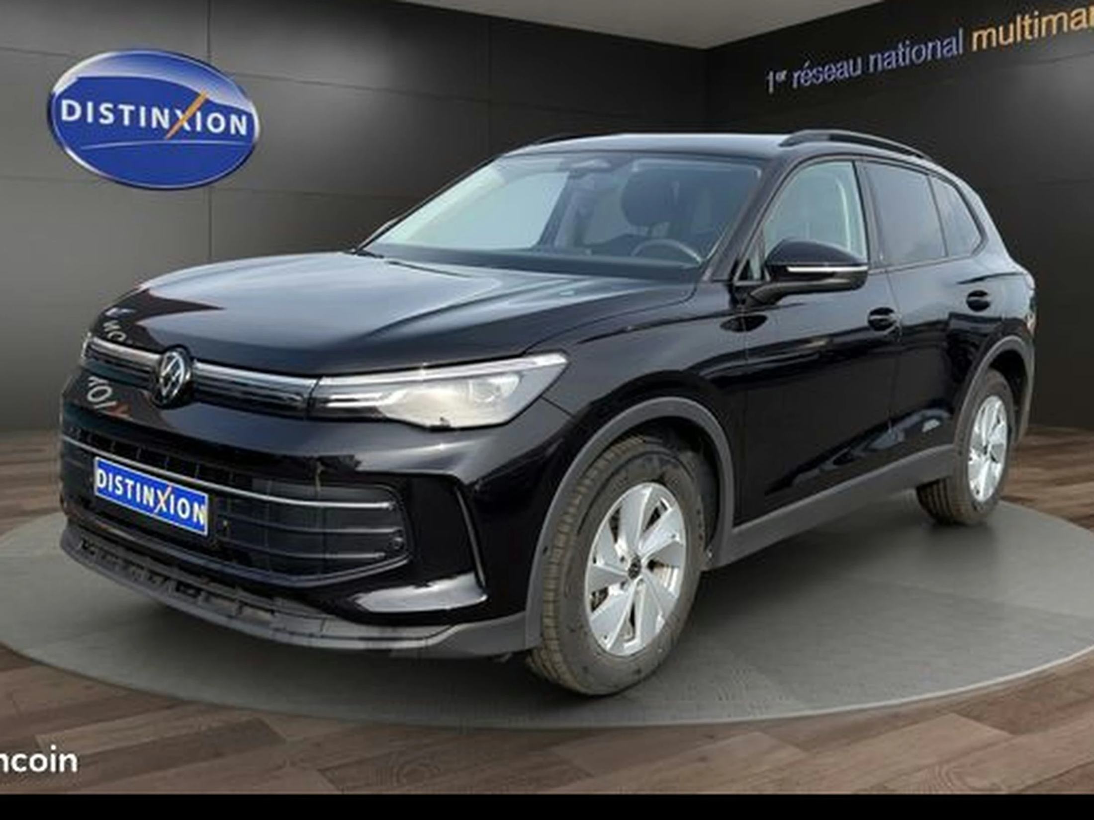 Volkswagen TIGUAN III 2.0 TDI 150 DSG7 LIFE PLUS avec CAMERA, ANGLE MORT, REGULATEUR ADAPTATIF et VITRES AR SURTEINTEES