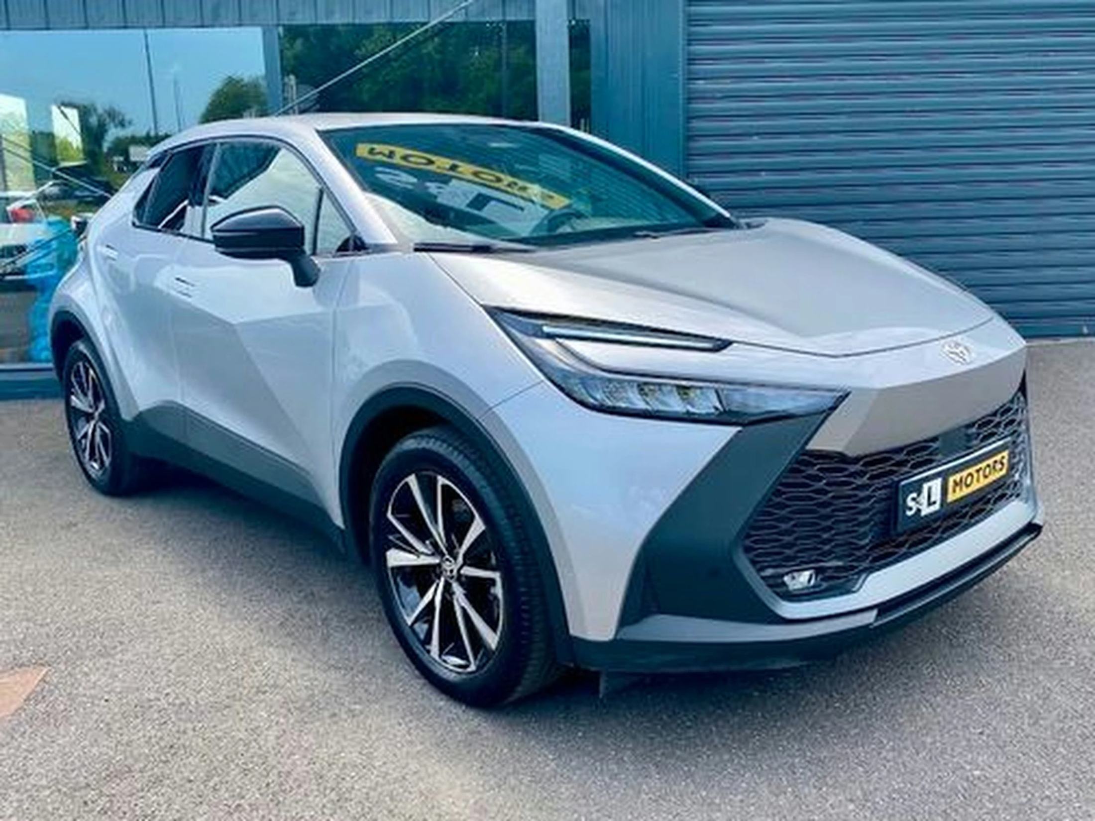 Toyota C-HR Hybride Rechargeable 225 Design/ CAMERA/CARPLAY/SIEGES CHAUFFANTS