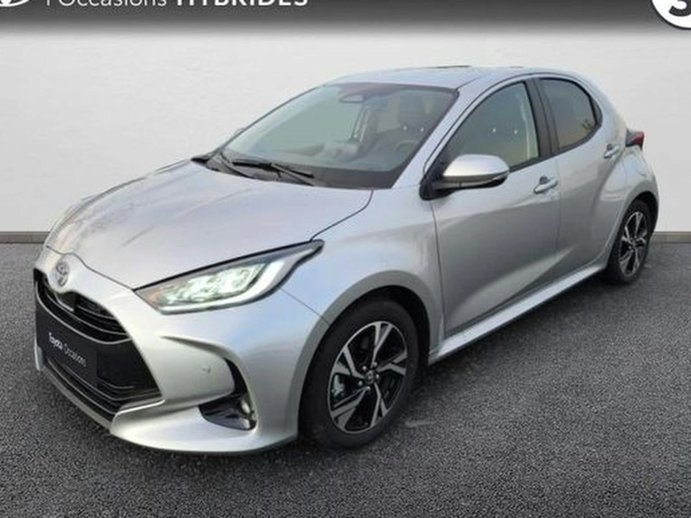 Toyota Yaris 116h Design Pack Confort 5p MY25