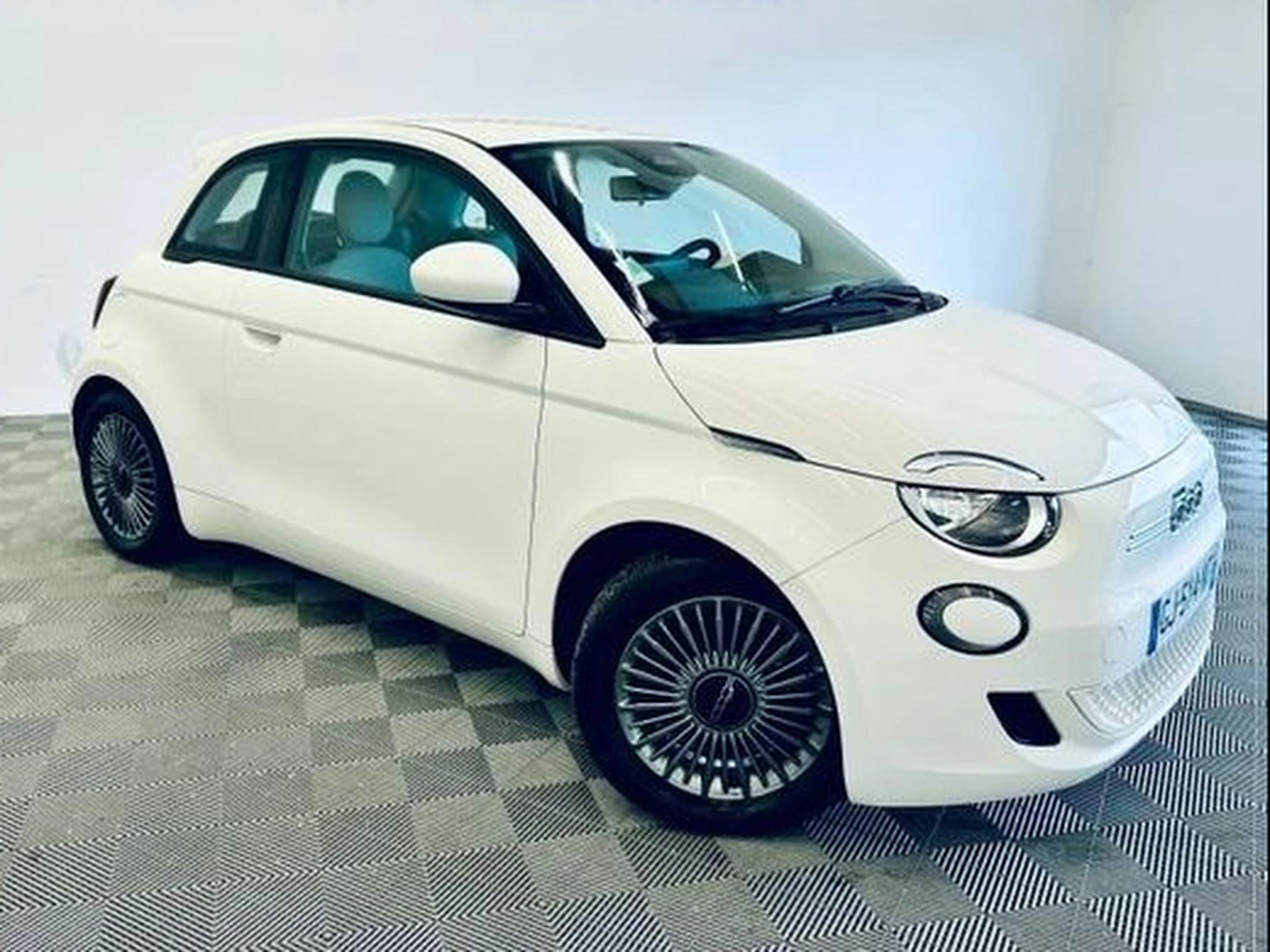 Fiat 500 e 95ch Icône