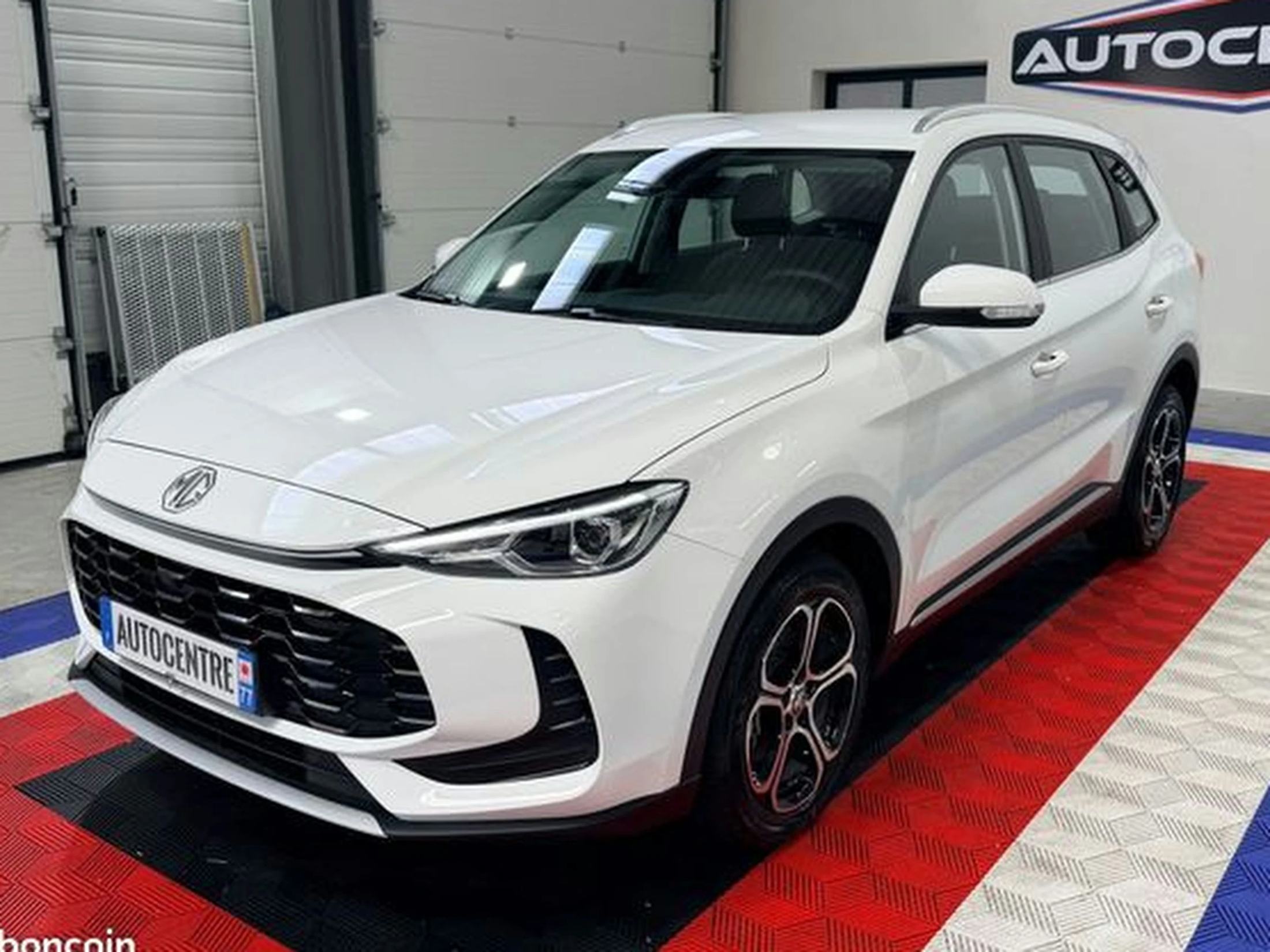 Mg zs 1.5 t-gdi 197ch hybride de 1 ere main / garantie mg jusqu'au 08/2032 / carplay / aide aux stationnement