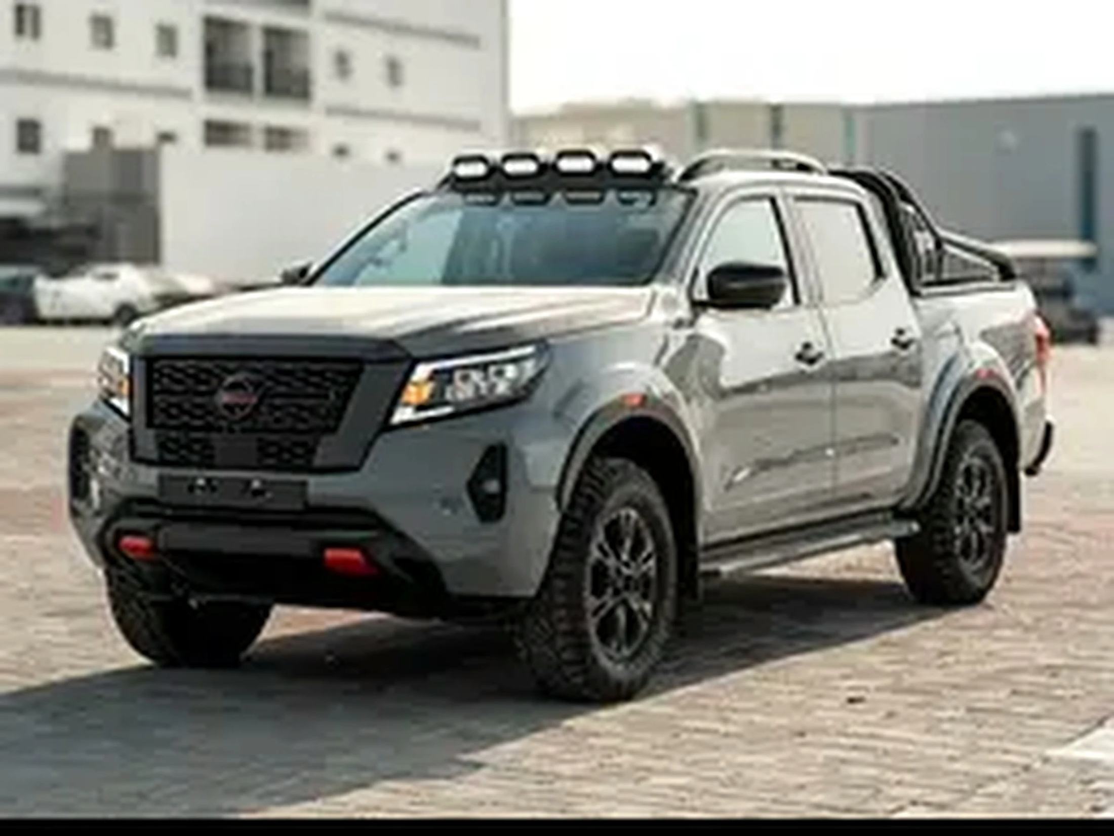 Nissan - Navara - PRO-4X